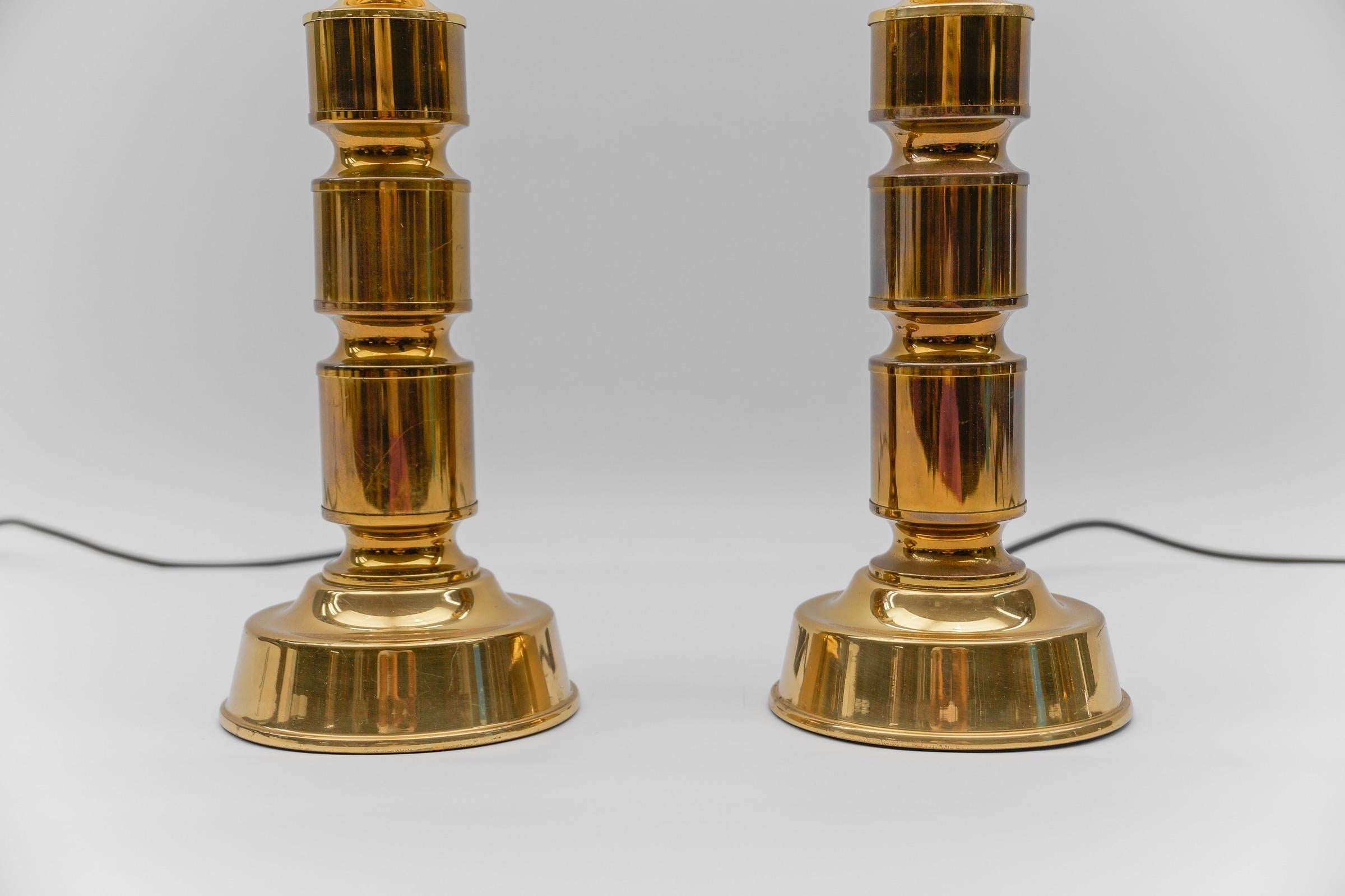 Pair of Mid Century Modern Brass Table Lamp Bases, 1960s For Sale 1