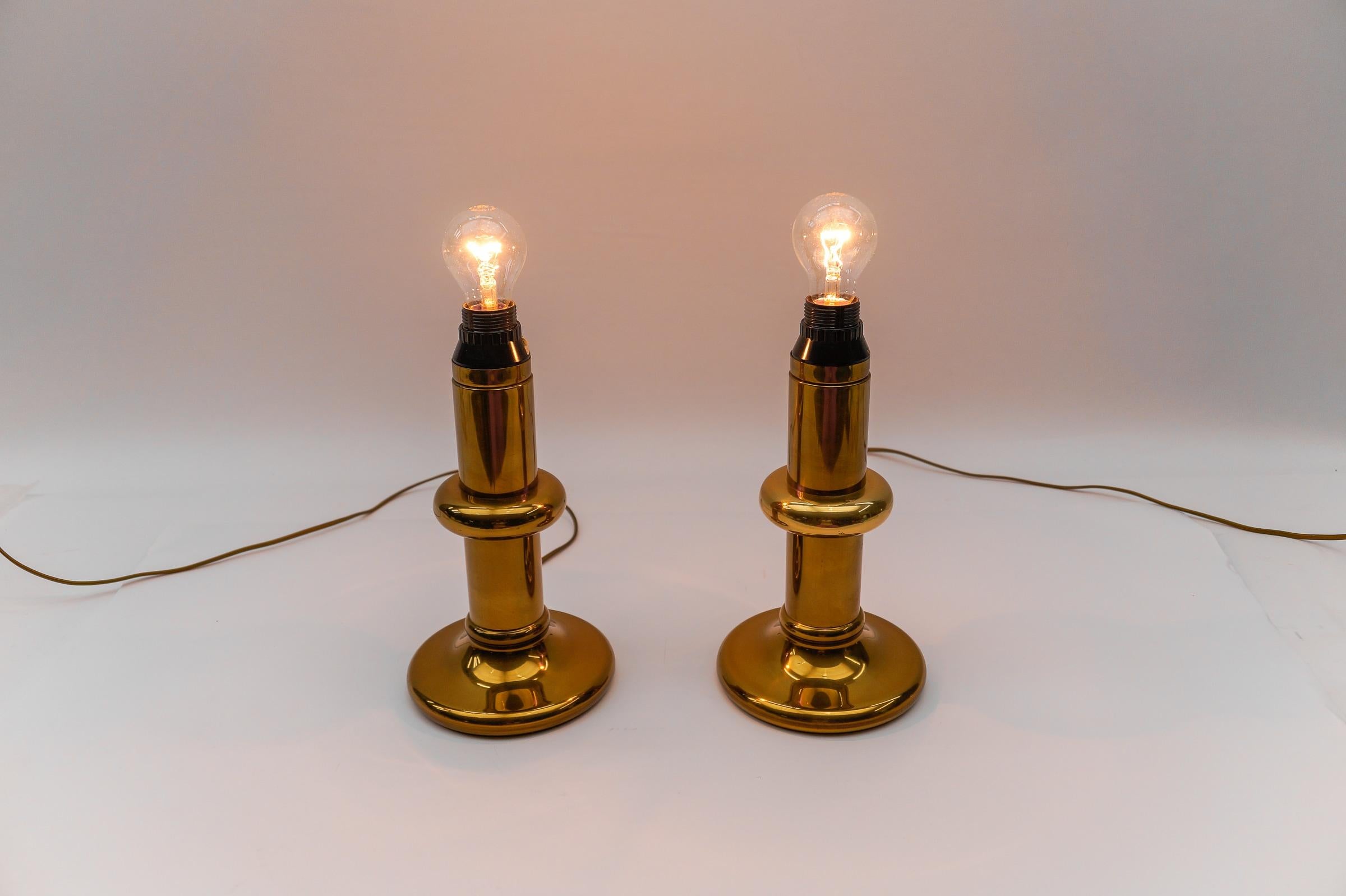 Paar Mid Century Modern Tischlampen aus Messing, 1960er Jahre im Angebot 2