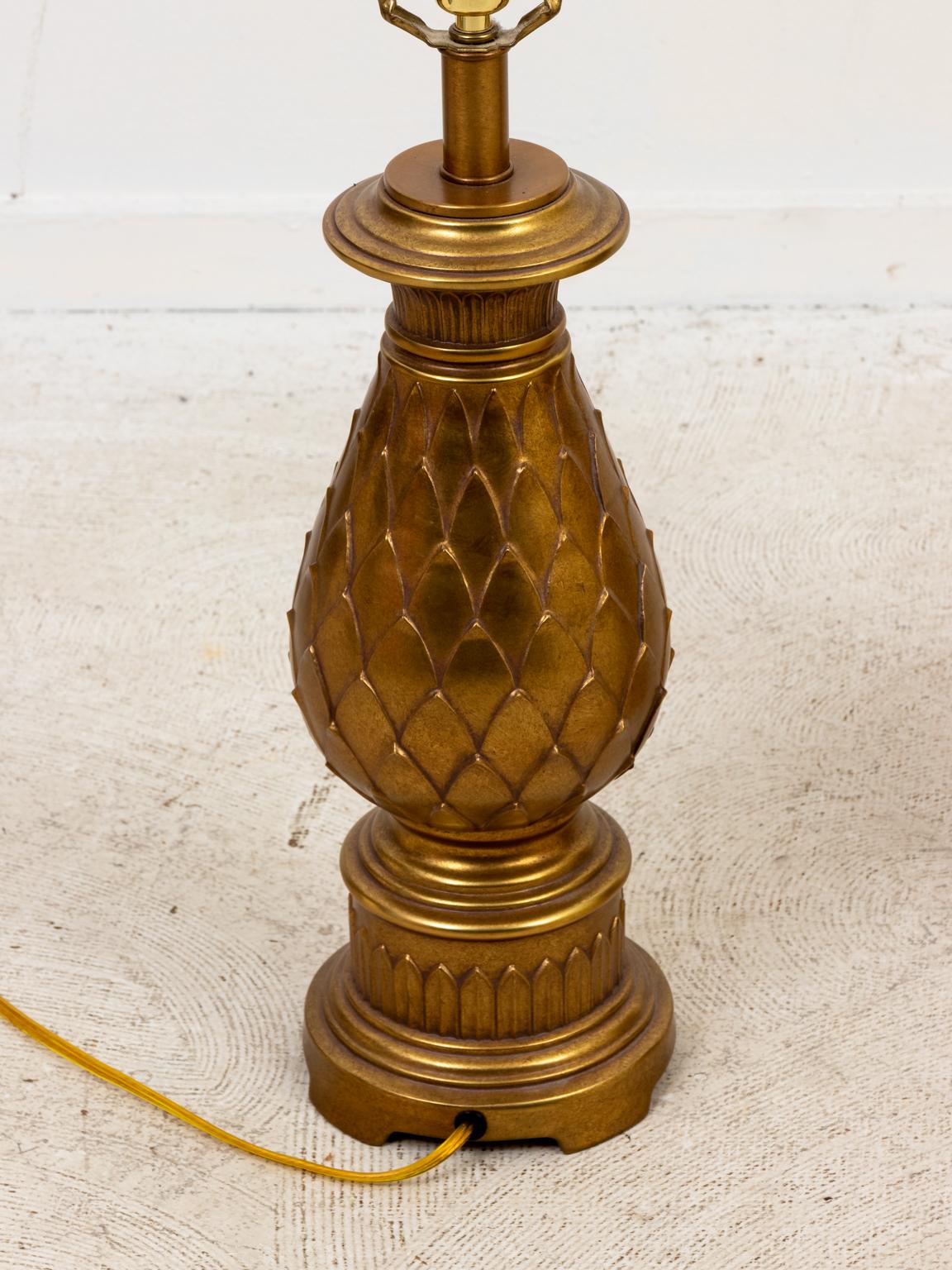 Pair of Mid-Century Modern Brass Table Lamps In Good Condition For Sale In Stamford, CT