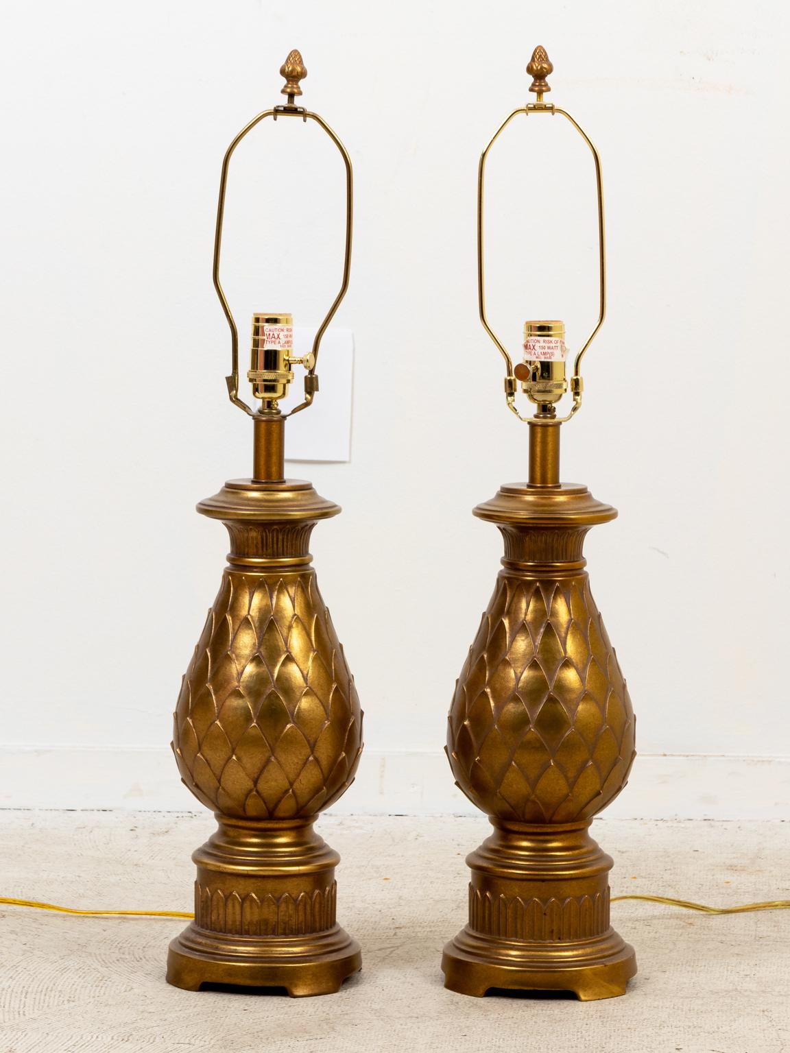 Late 20th Century Pair of Mid-Century Modern Brass Table Lamps For Sale