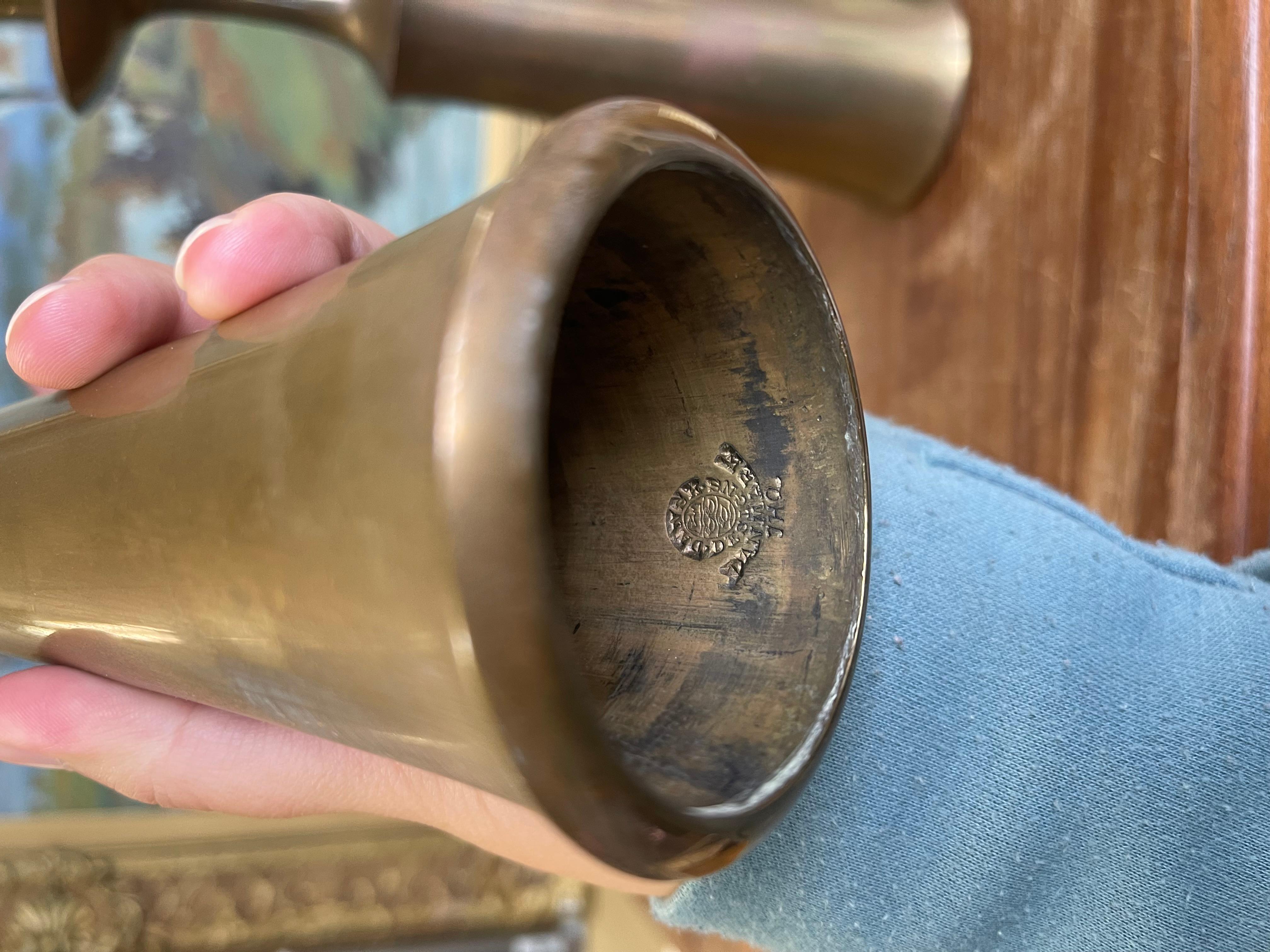 Coppia di portacandele in ottone di Jens H. Quistgaard, stile metà secolo moderno in vendita 8