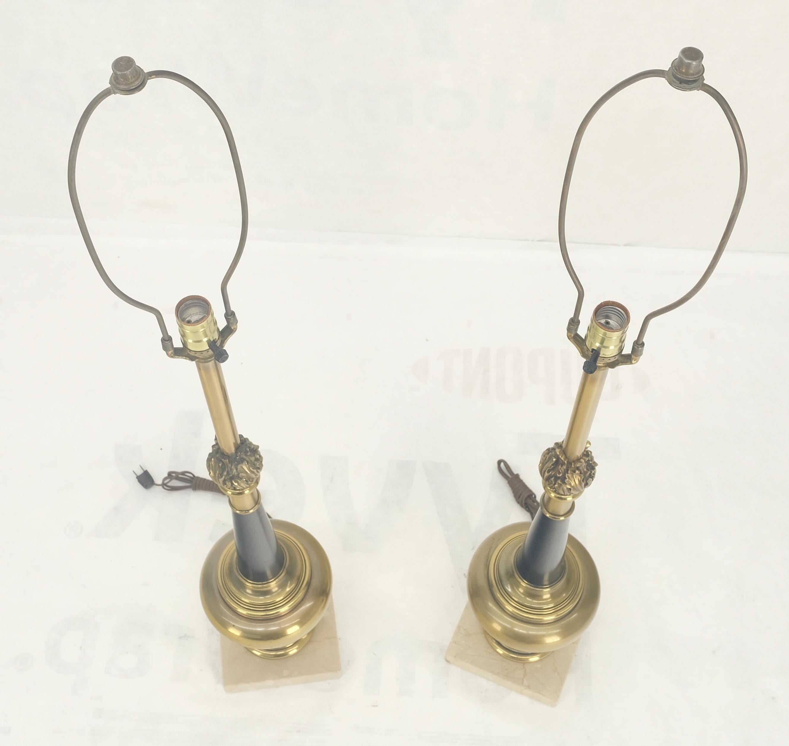 20ième siècle Paire de vases en laiton de style The Modernity  Lampes de table Stiffel MINT ! en vente