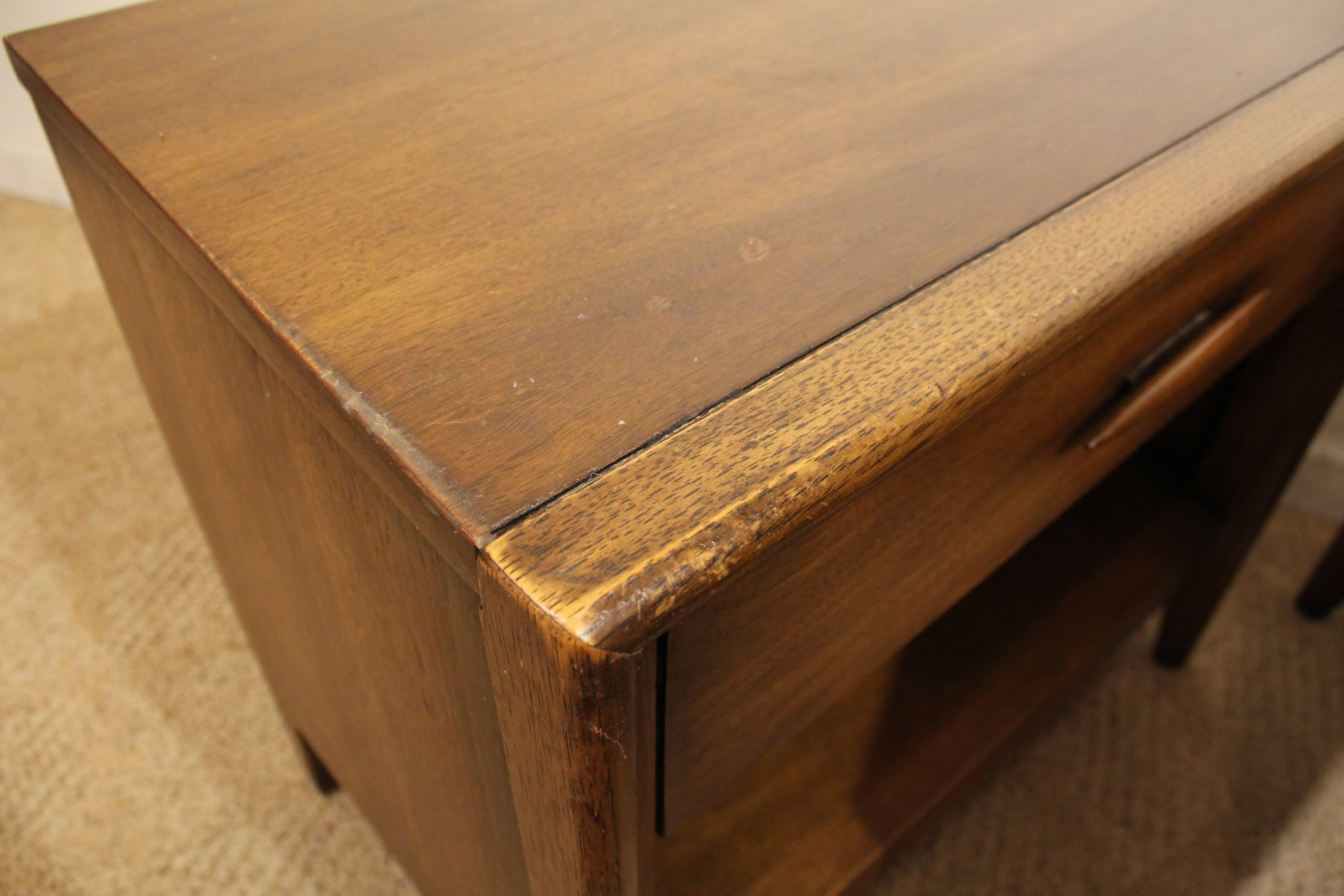 American Pair of Mid-Century Modern Broyhill Emphasis Walnut Nightstands