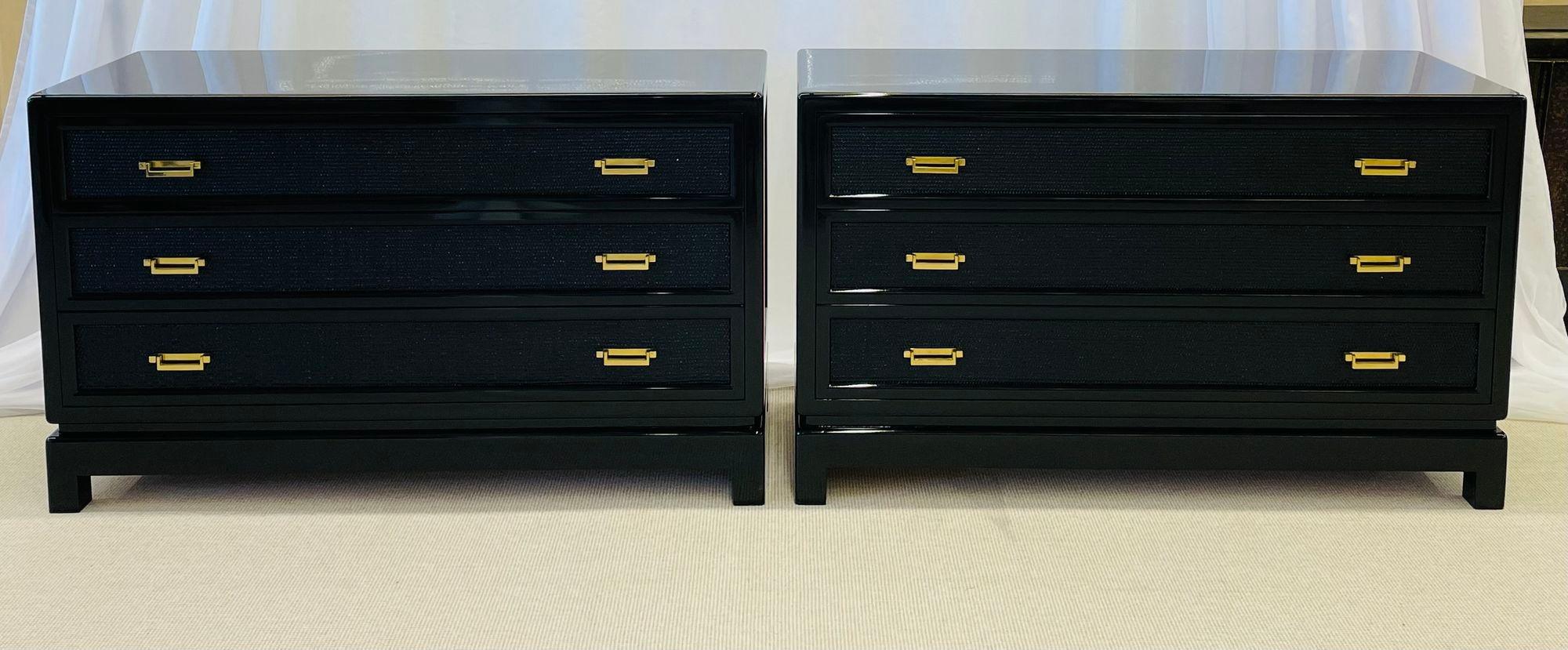 Pair of Mid-Century Modern cabinets, chests, nightstands, karl springer Style
Pair of Nightstands or Chests in the Manner of Karl Springer, having a black lacquer and rattan finish. The base giving a floating chest appearance having three drawers