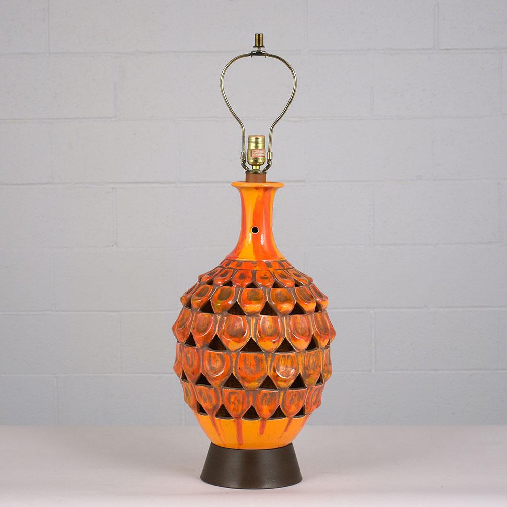 Pair of Mid-Century Modern Ceramic Table Lamps 1