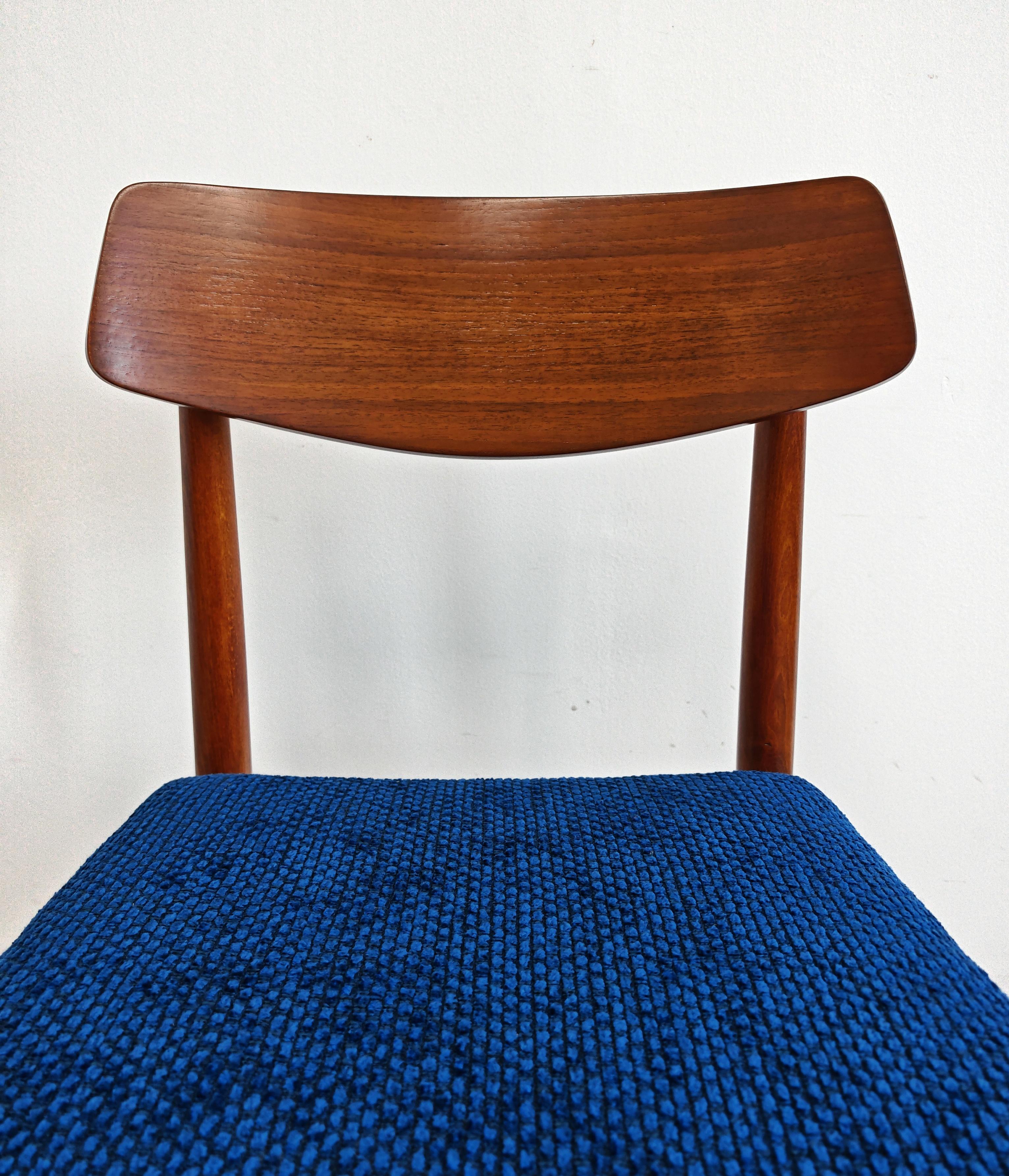 Pair of Mid Century Modern Chairs by Josef Frank for Wiesner Hager, Austria 1950 For Sale 4