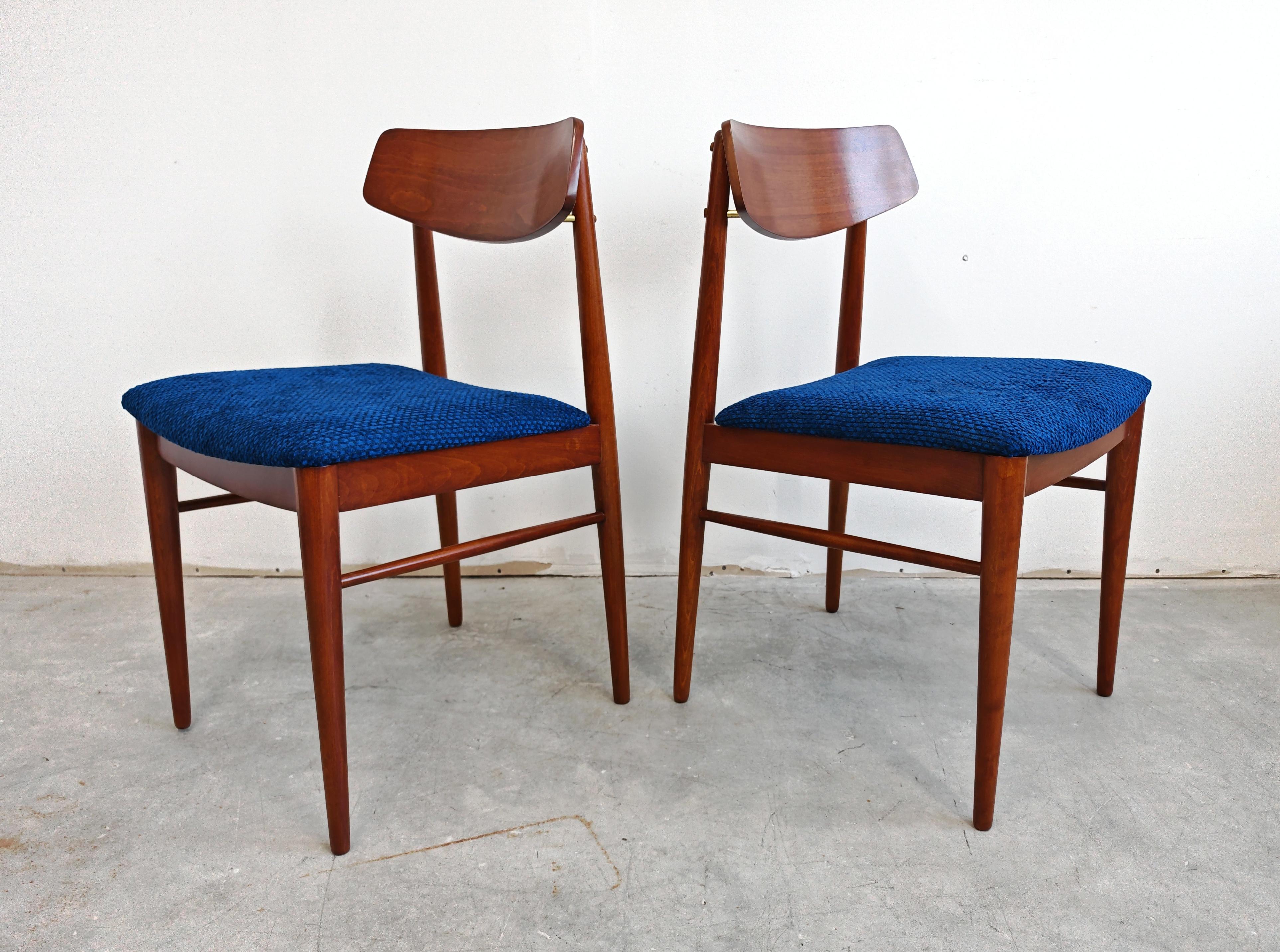 Pair of Mid Century Modern Chairs by Josef Frank for Wiesner Hager, Austria 1950 In Excellent Condition For Sale In Beograd, RS
