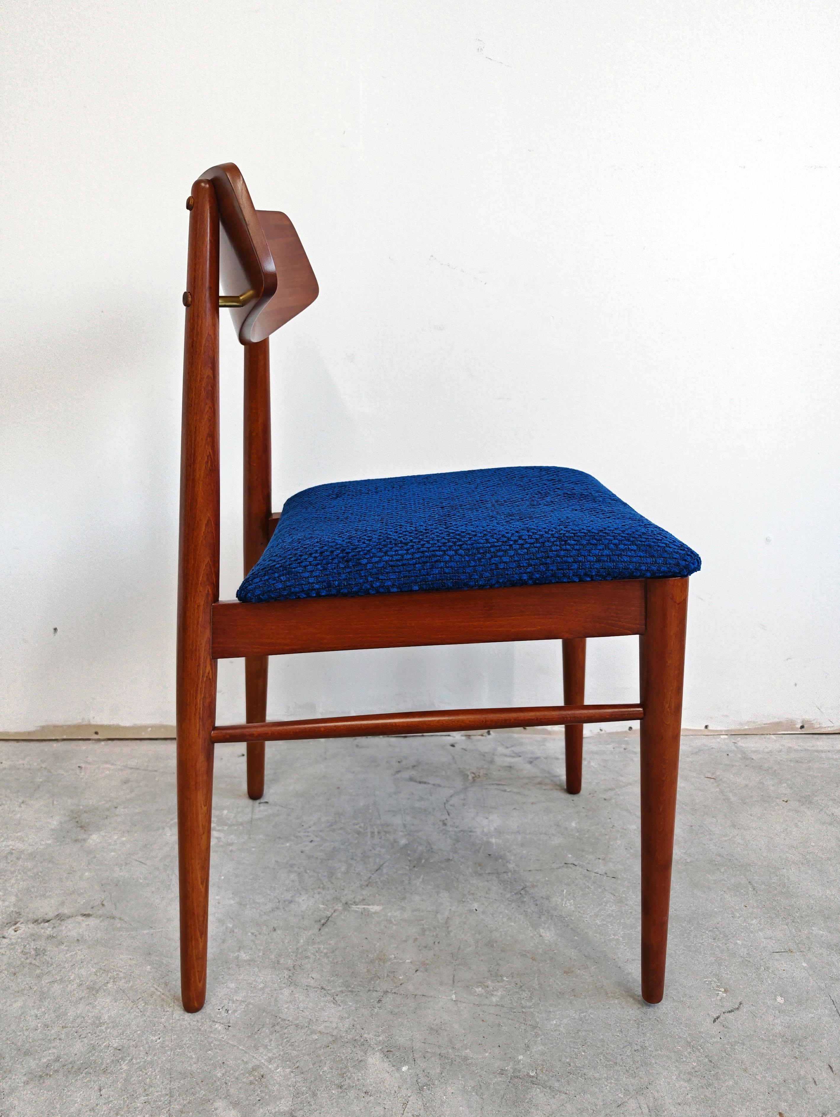 Mid-20th Century Pair of Mid Century Modern Chairs by Josef Frank for Wiesner Hager, Austria 1950 For Sale