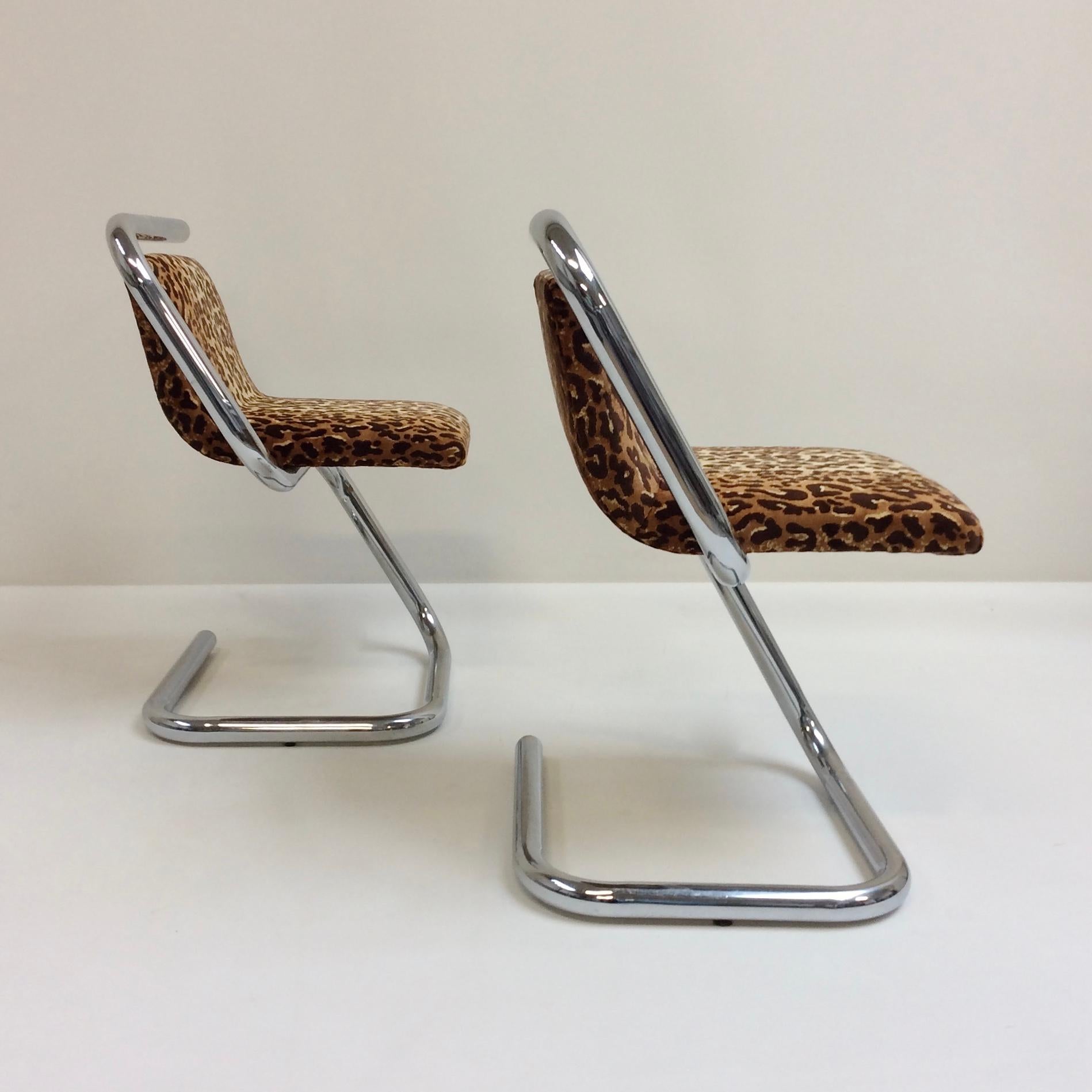 French Pair of Mid-Century Modern Chairs, Chrome & Leopard Fabric, circa 1970, Italy