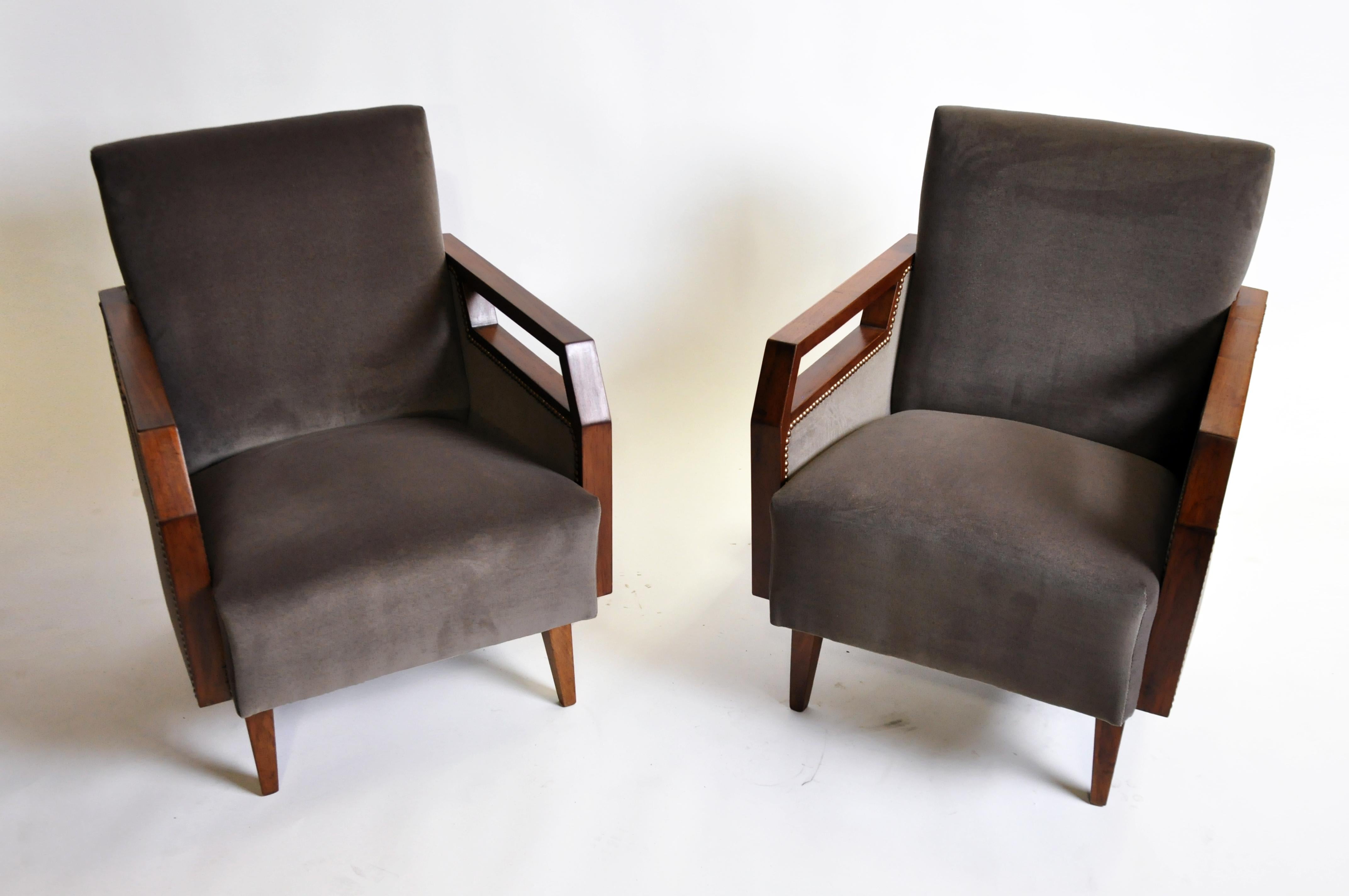 French Pair of Mid-Century Modern Chairs