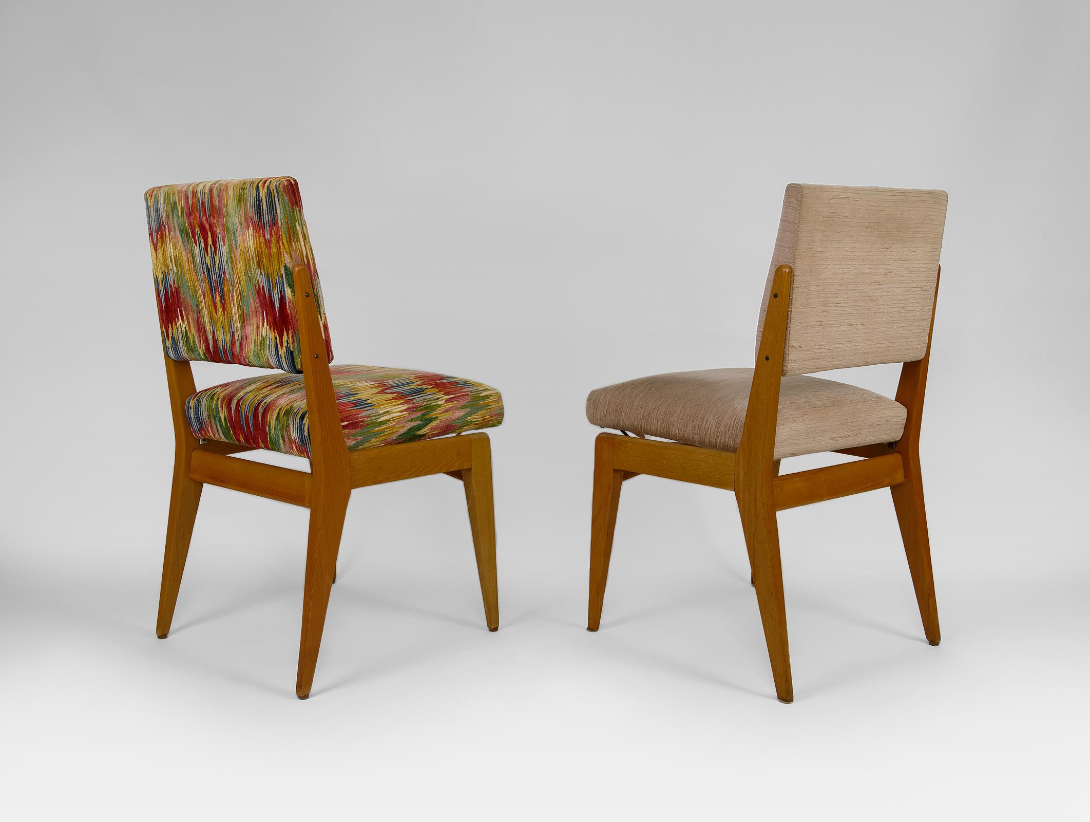 Français Paire de chaises de style mi-siècle moderne, France, vers 1950 en vente