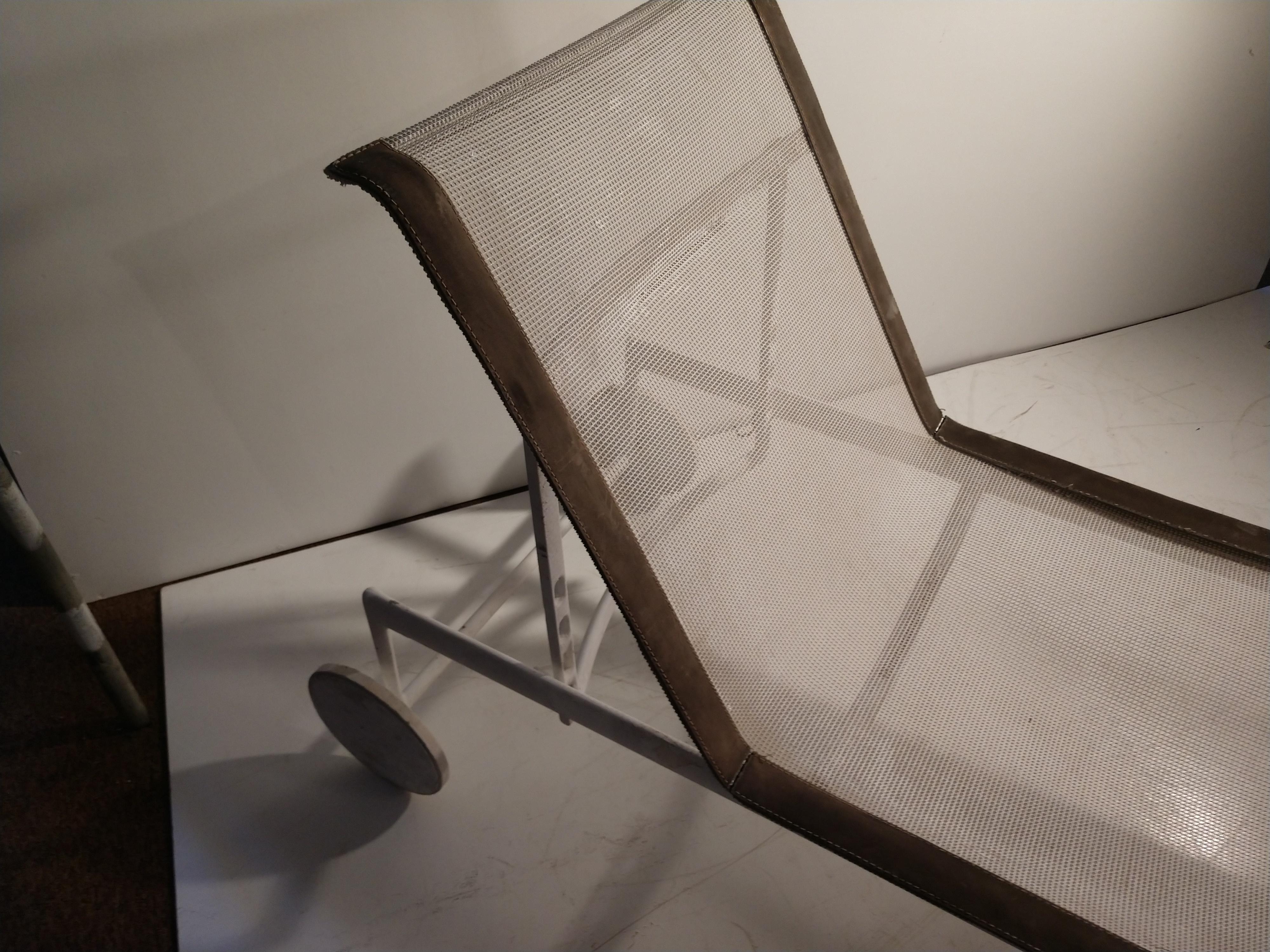 Pair of Mid-Century Modern Chaises by Richard Schultz 3