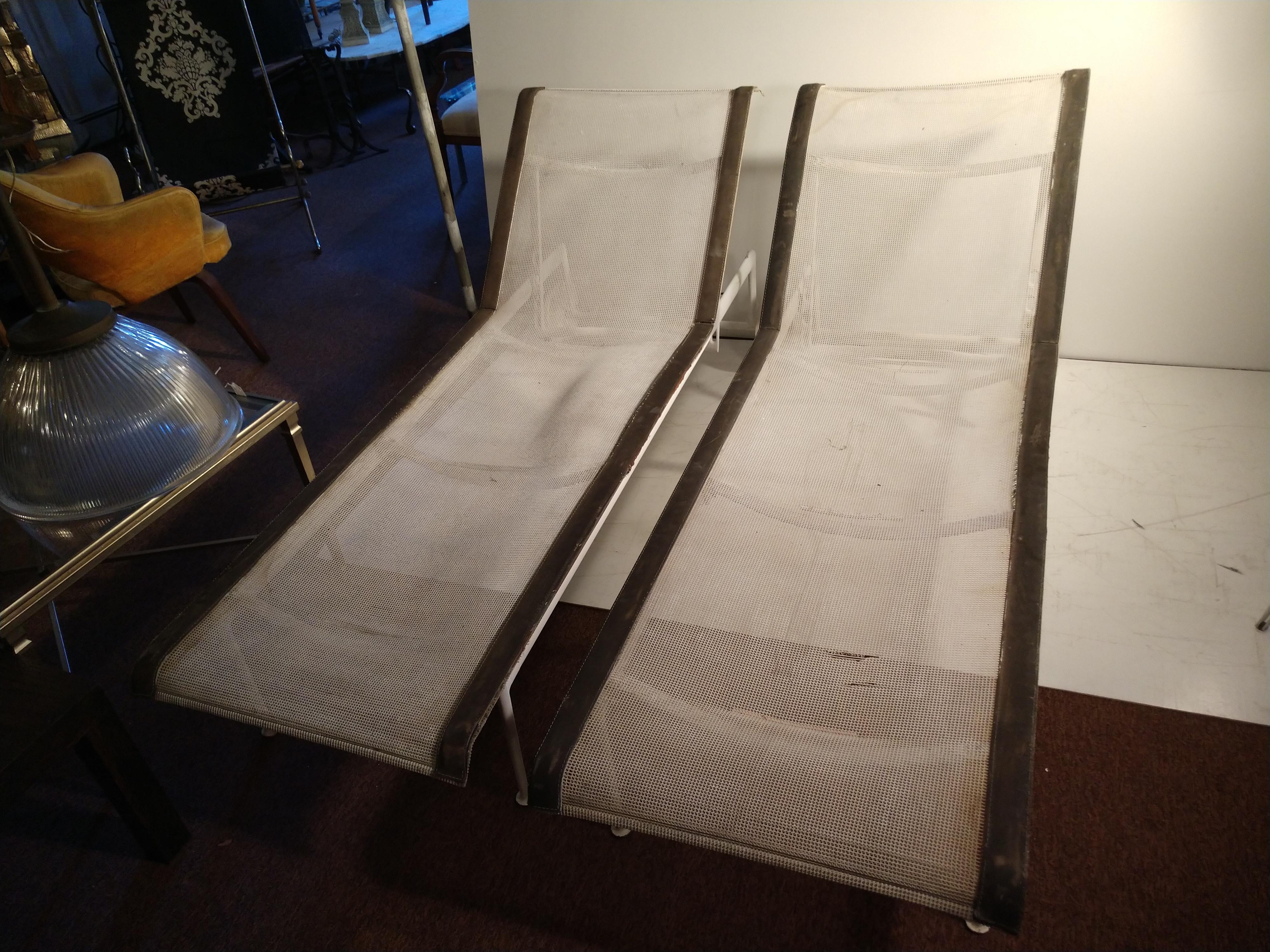 American Pair of Mid-Century Modern Chaises by Richard Schultz