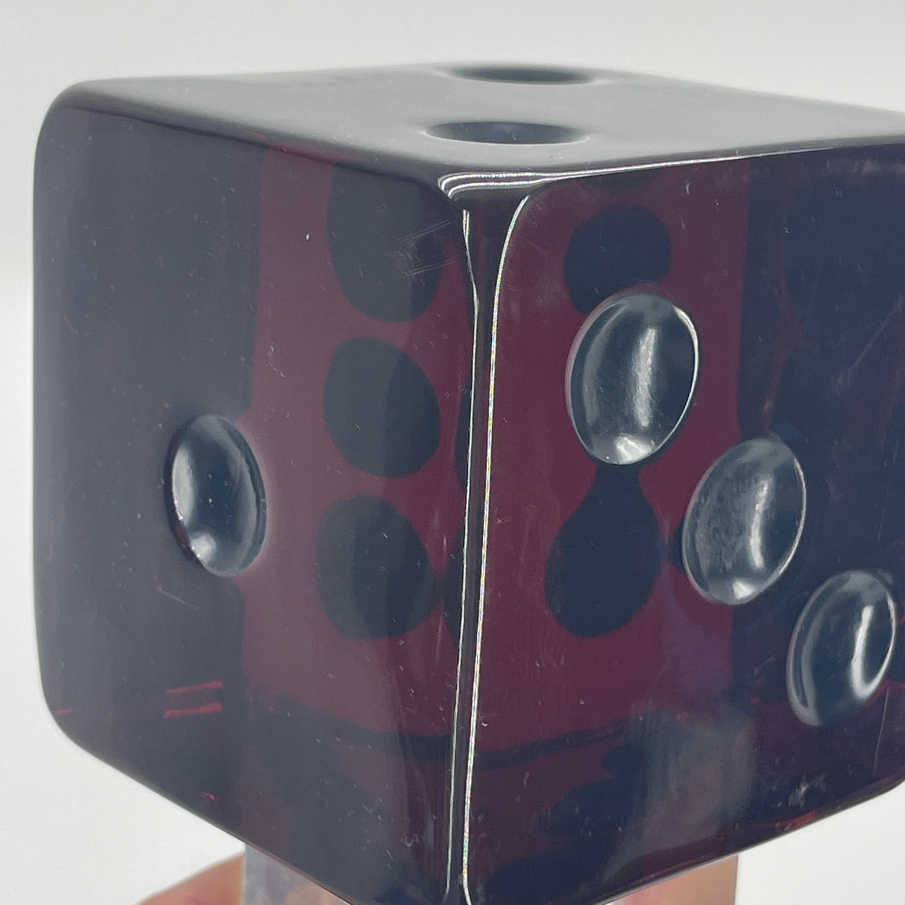 Pair of Mid-Century Modern Charles Hollis Large Lucite Dice In Good Condition For Sale In Haddonfield, NJ