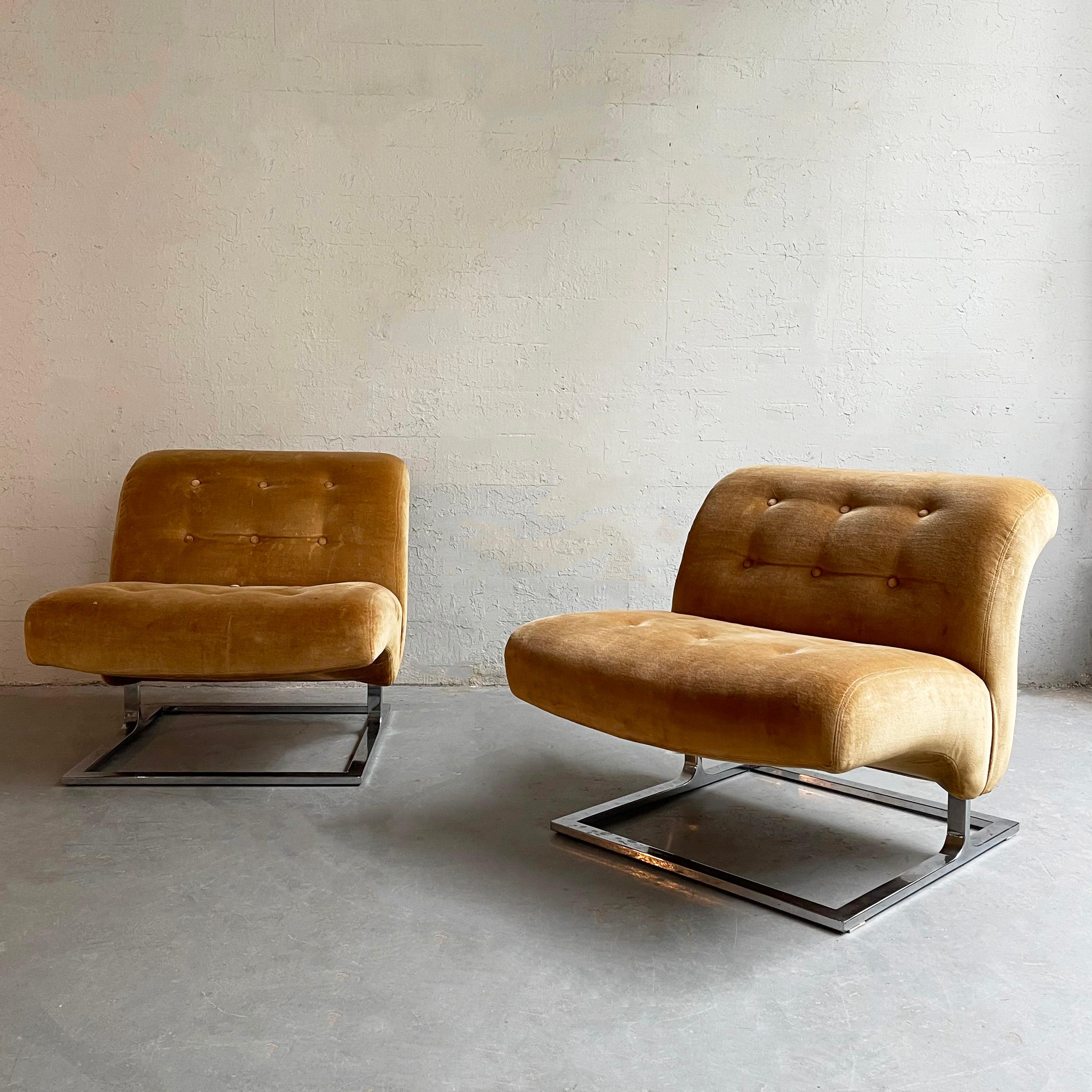 20th Century Pair Of Mid-Century Modern Chrome Cantilever Slipper Lounge Chairs For Sale