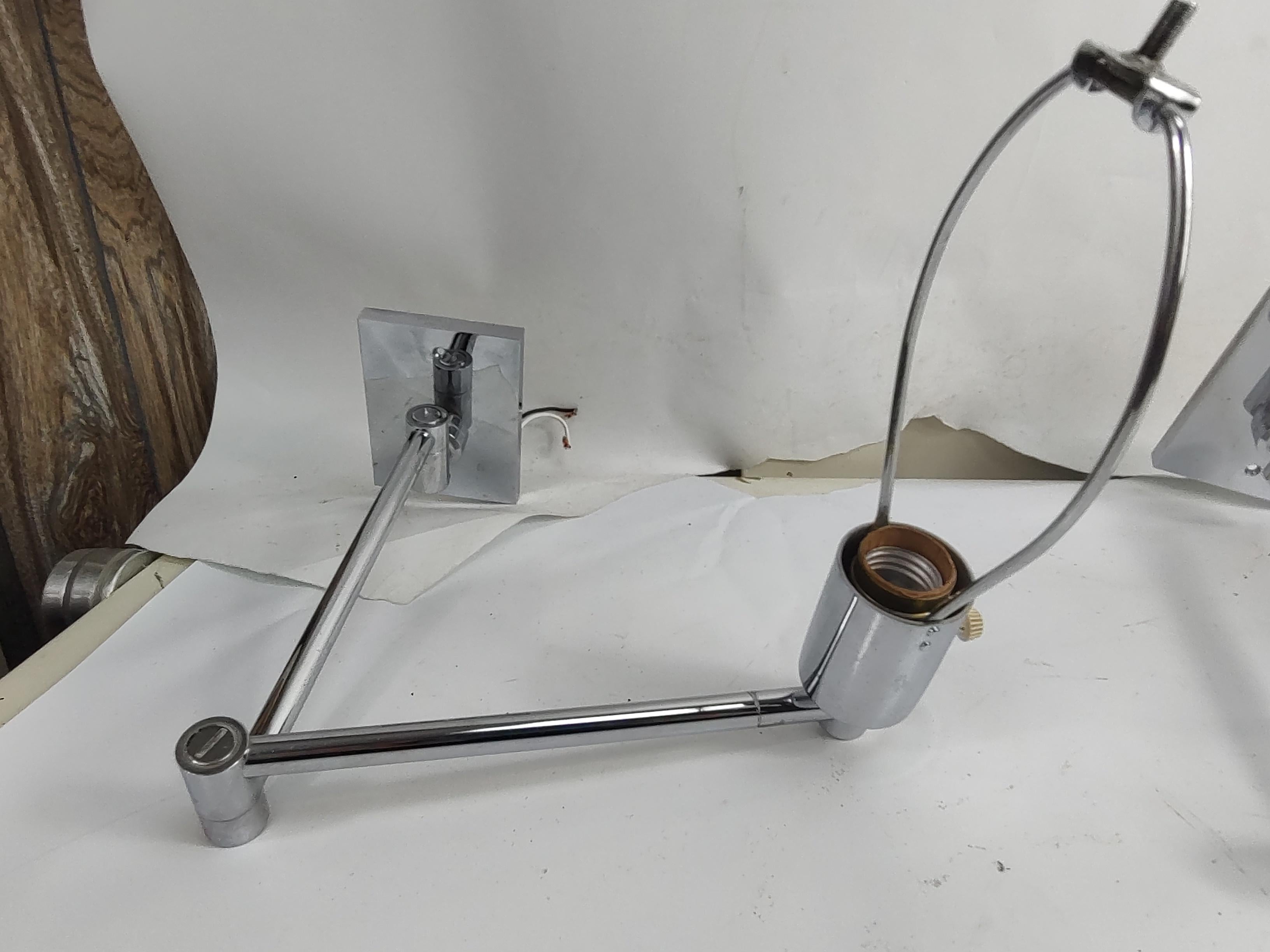 Pair of Mid Century Modern Chrome Swing Arm Wall Sconces By Hansen Lighting Co. In Good Condition For Sale In Port Jervis, NY