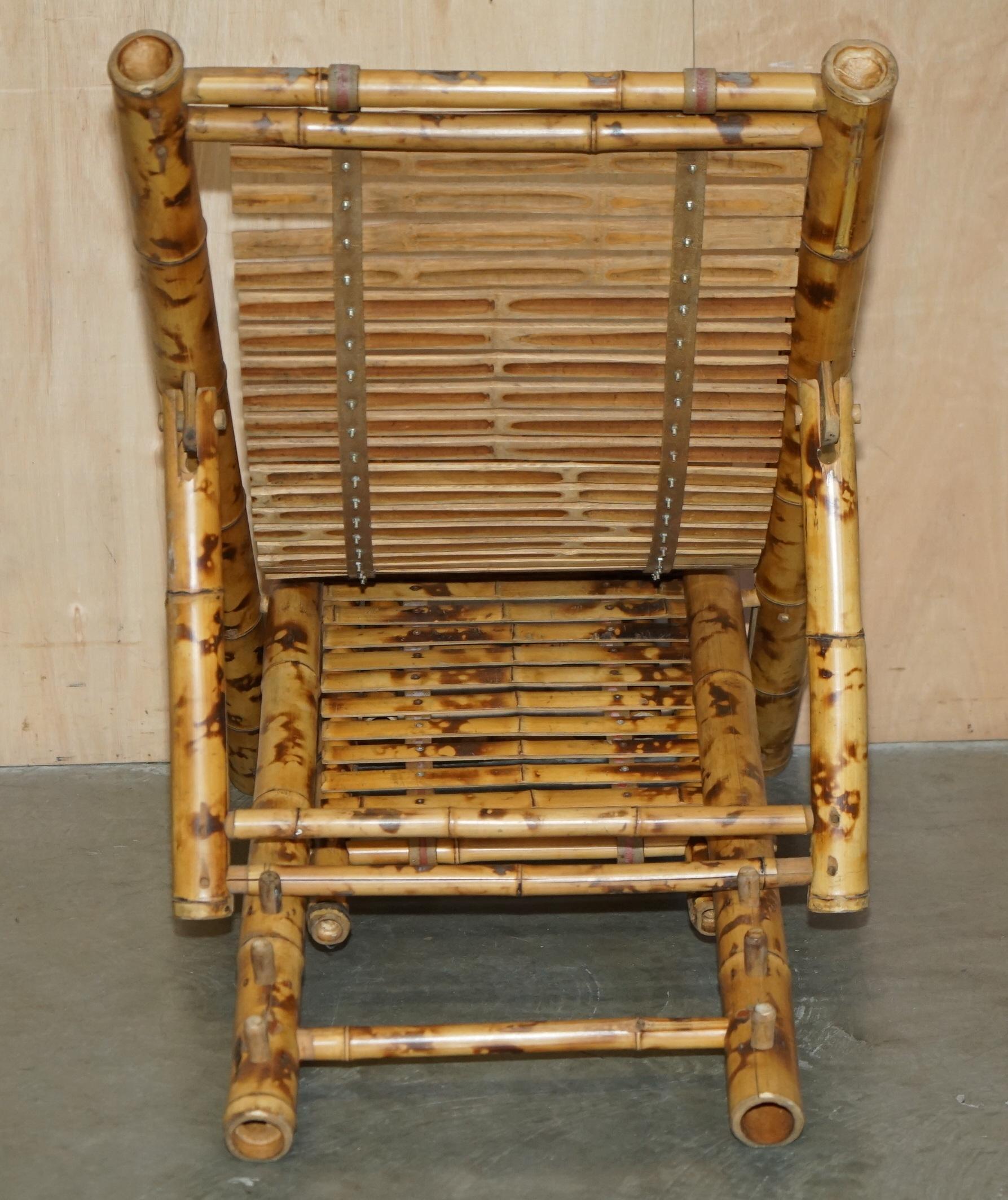 par de sillones reclinables y reposapiés reclinables de bambú del siglo xxvii de 1950 en venta 3