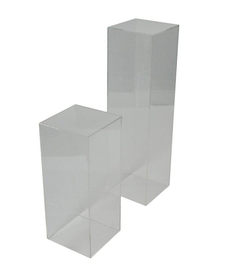 Pair of Mid-Century Modern Clear Acrylic Lucite Pedestals or Side Tables For Sale 1