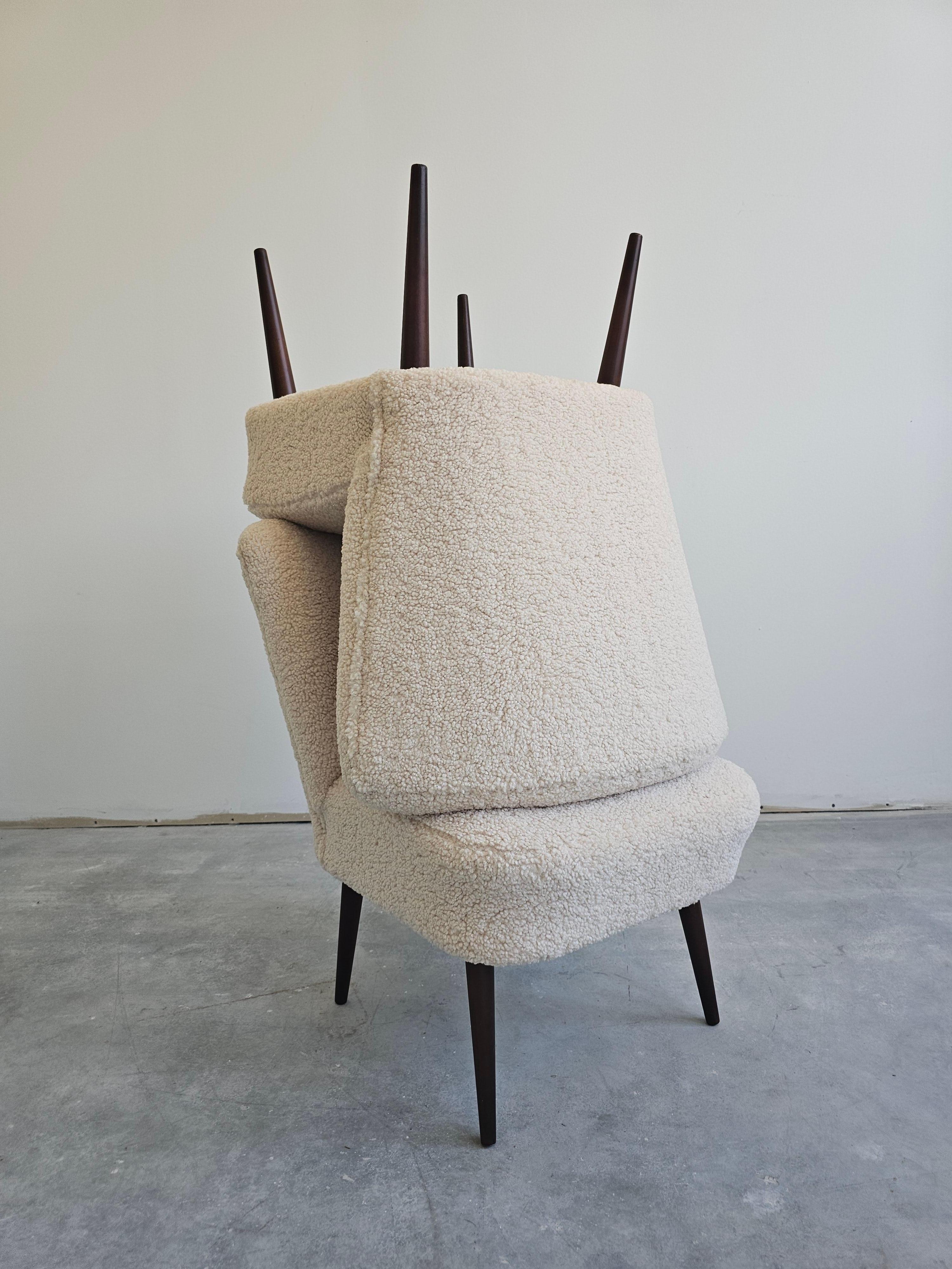 Paire de chaises cocktail The MODERNS Modernity, entièrement remises à neuf, Yougoslavie, années 1950 en vente 1