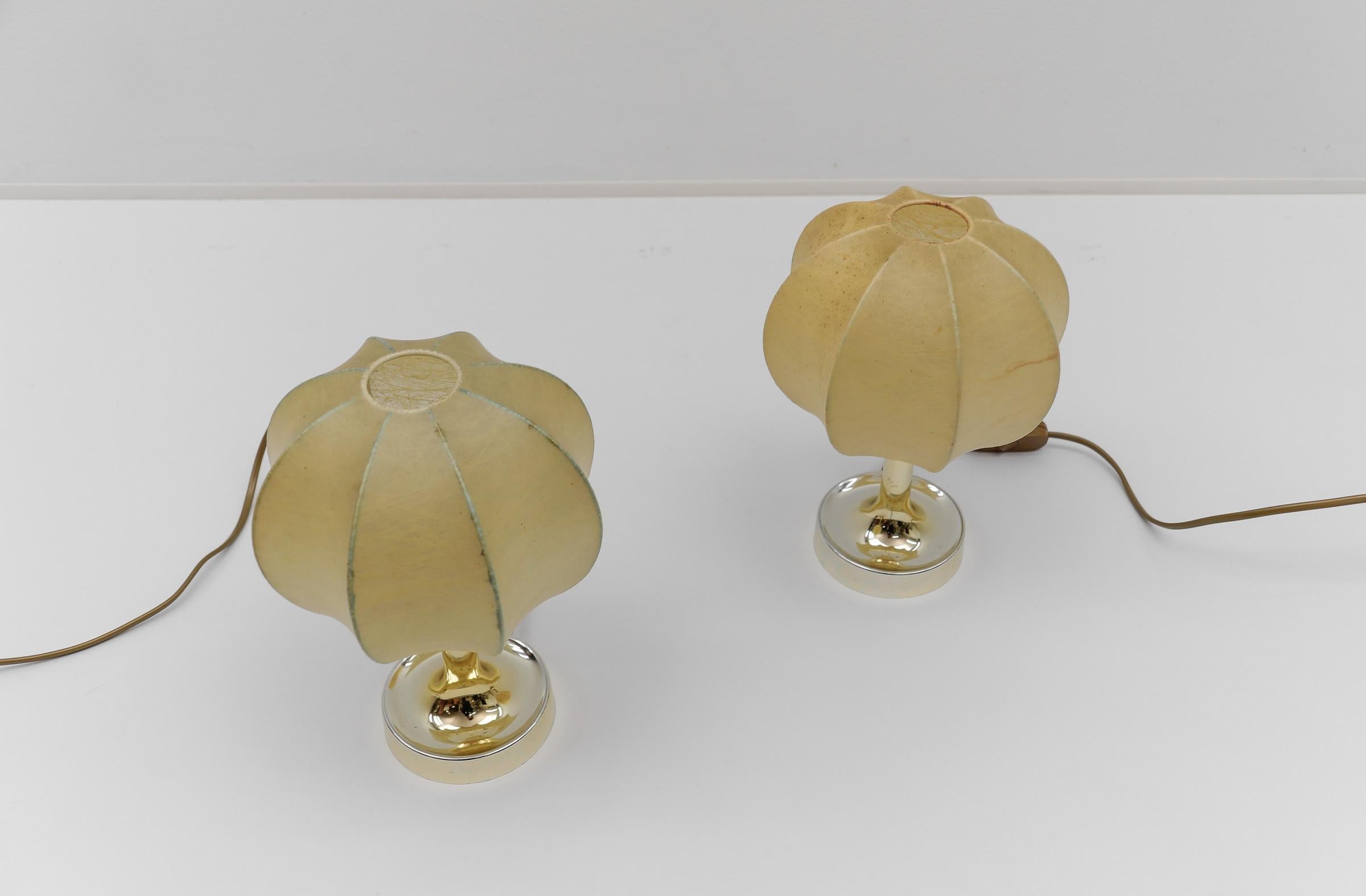 Pareja de lámparas de sobremesa Cocoon Tulip de Goldkant, años 50 en venta 3