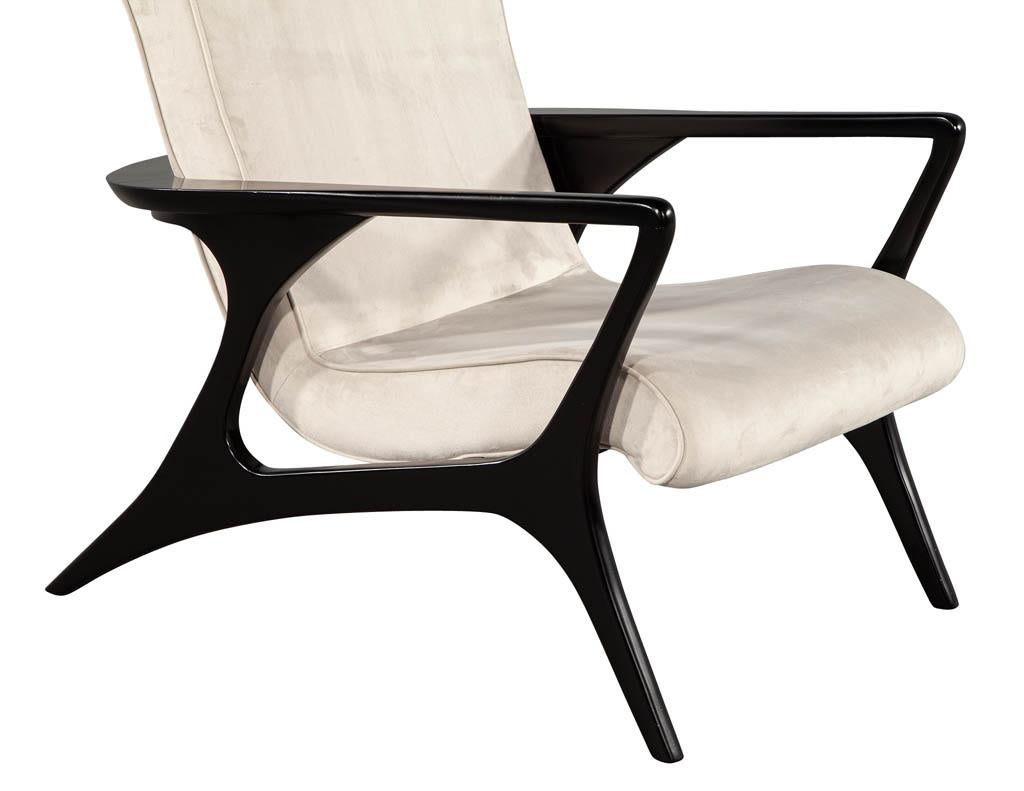 Paar moderne Loungesessel aus der Mitte des Jahrhunderts im Angebot 6