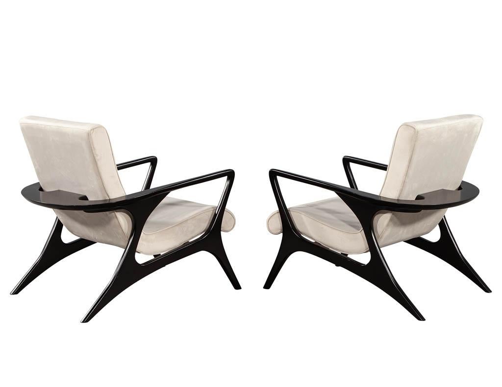 Paar moderne Loungesessel aus der Mitte des Jahrhunderts im Zustand „Gut“ im Angebot in North York, ON