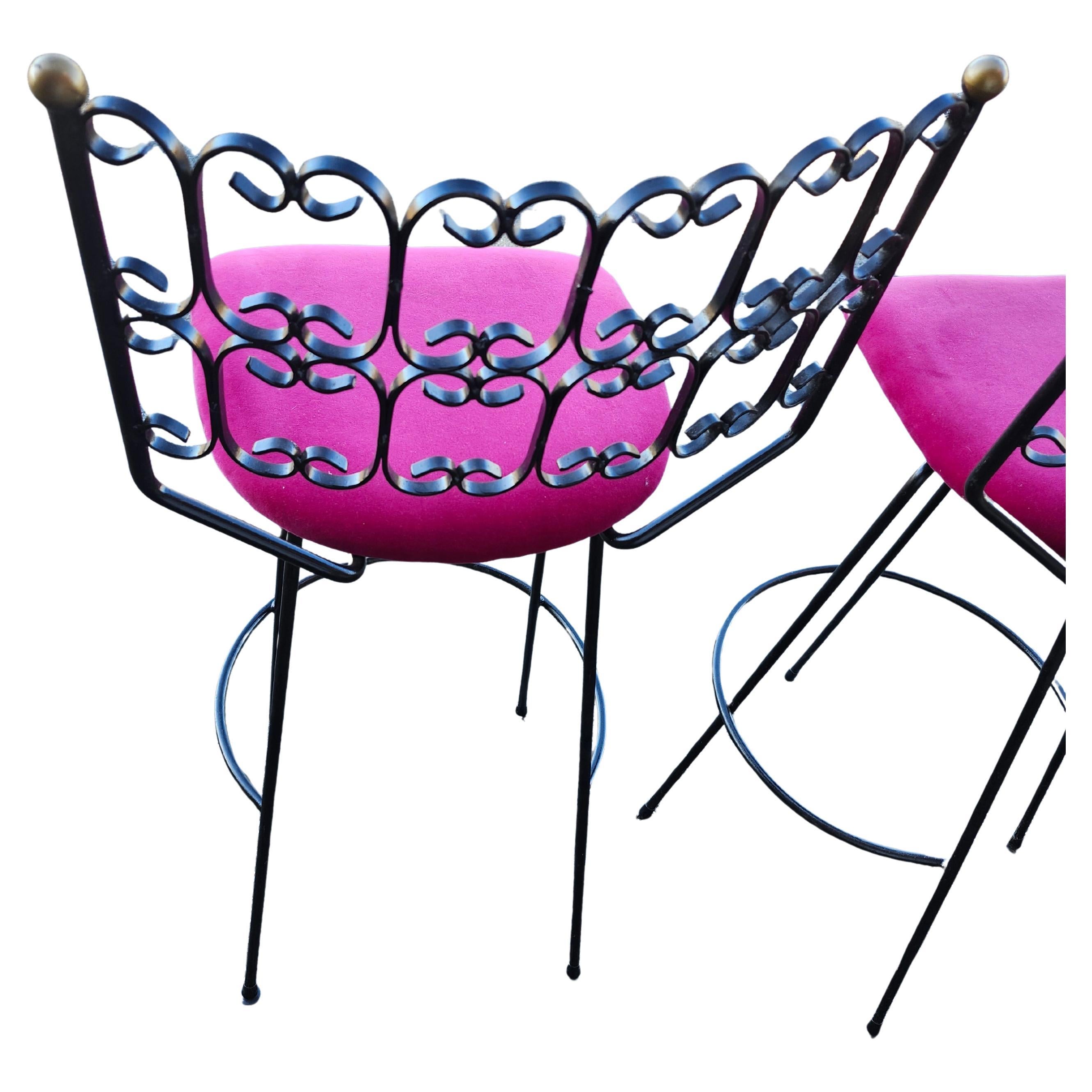 Paar moderne Theken- oder Barhocker aus der Mitte des Jahrhunderts von Arthur Umanoff C1965 (amerikanisch) im Angebot