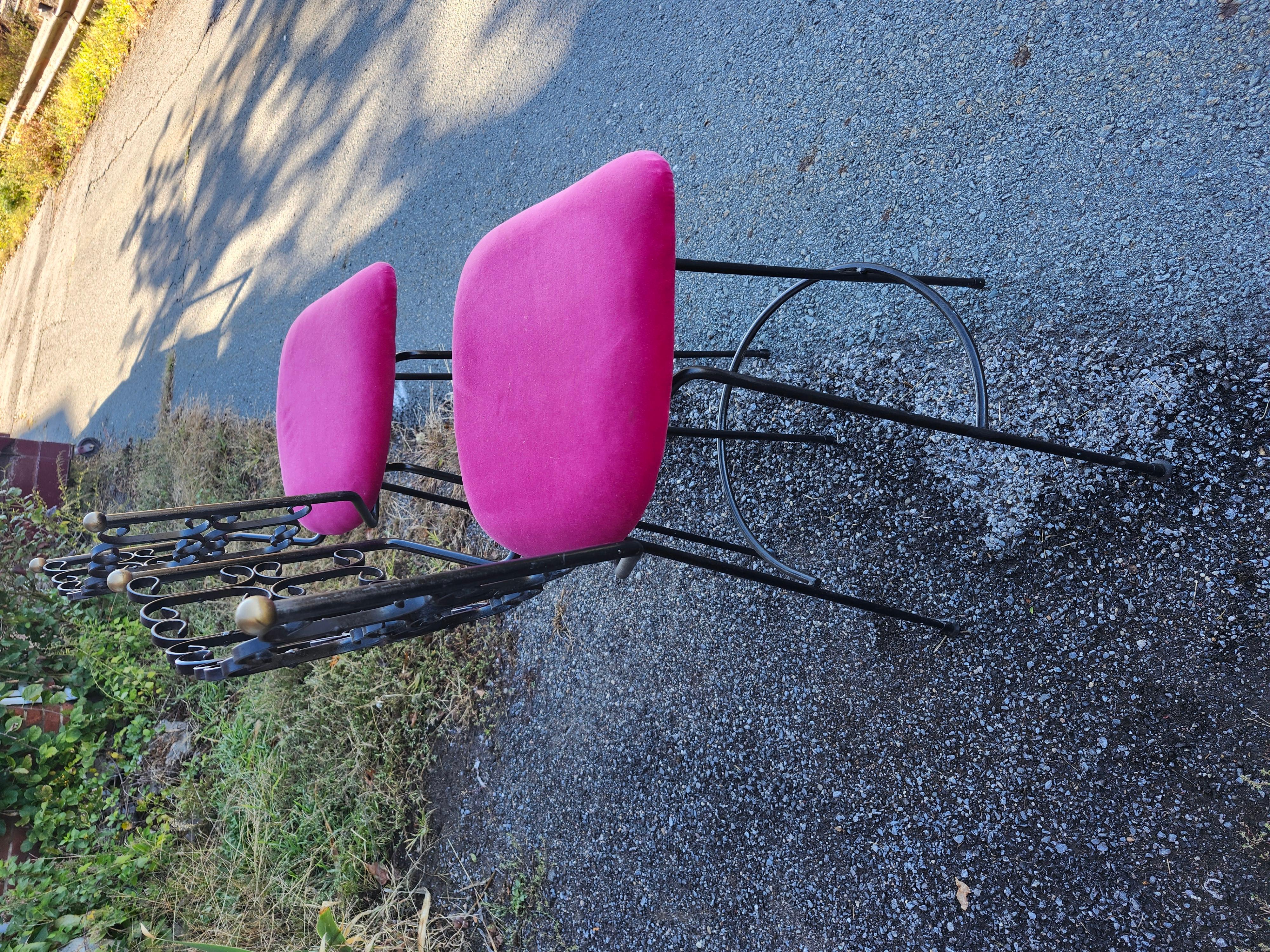 Paar moderne Theken- oder Barhocker aus der Mitte des Jahrhunderts von Arthur Umanoff C1965 im Angebot 1