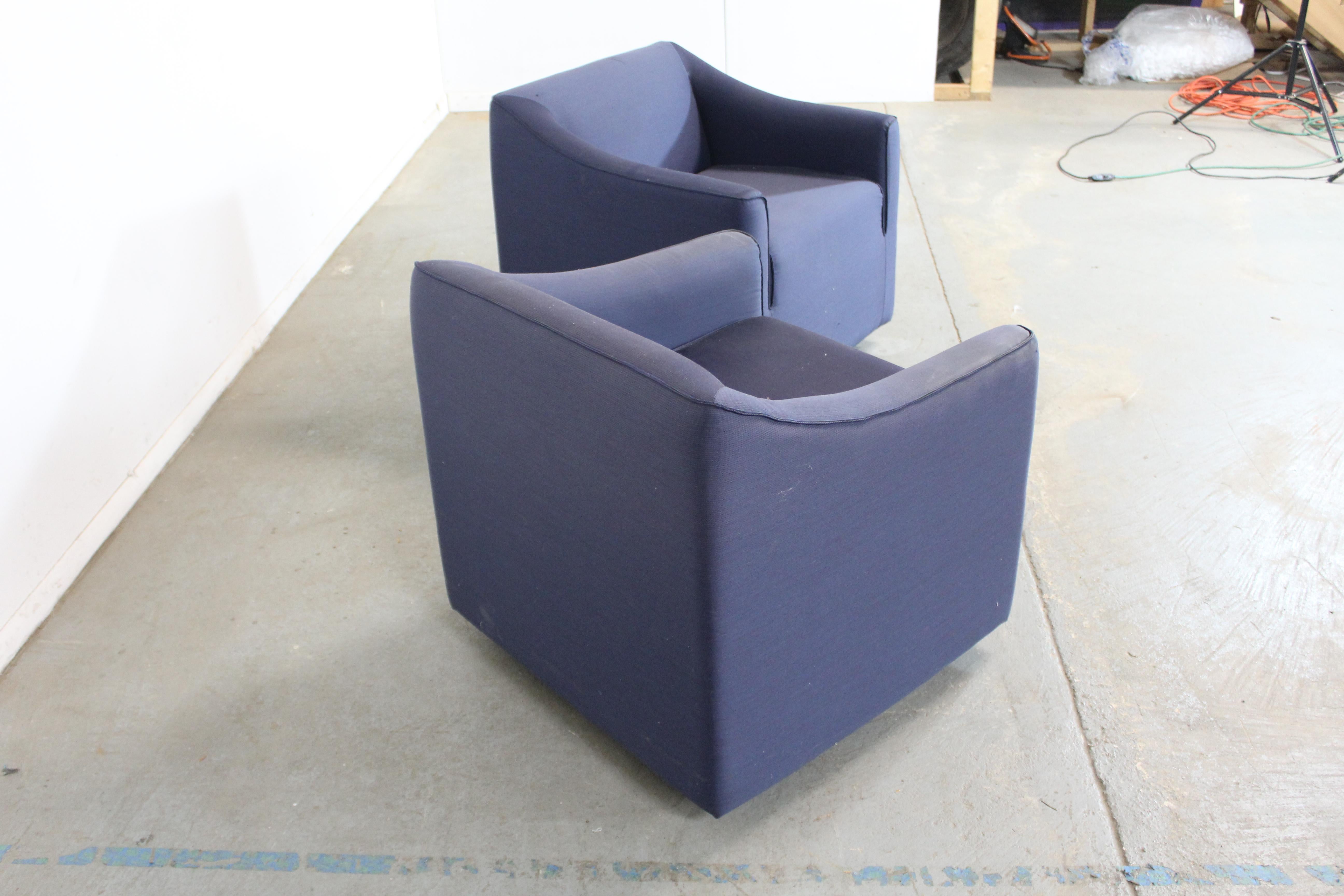 Pair of Mid-Century Modern Cube Club Chairs In Good Condition In Wilmington, DE
