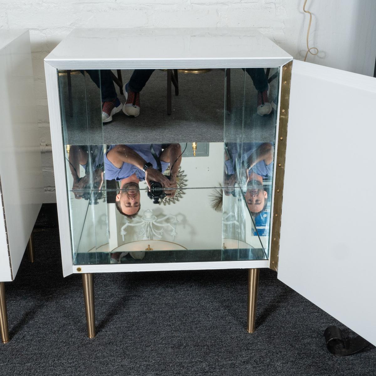 Pair of Mid-Century Modern Cubic White Cabinets For Sale 3