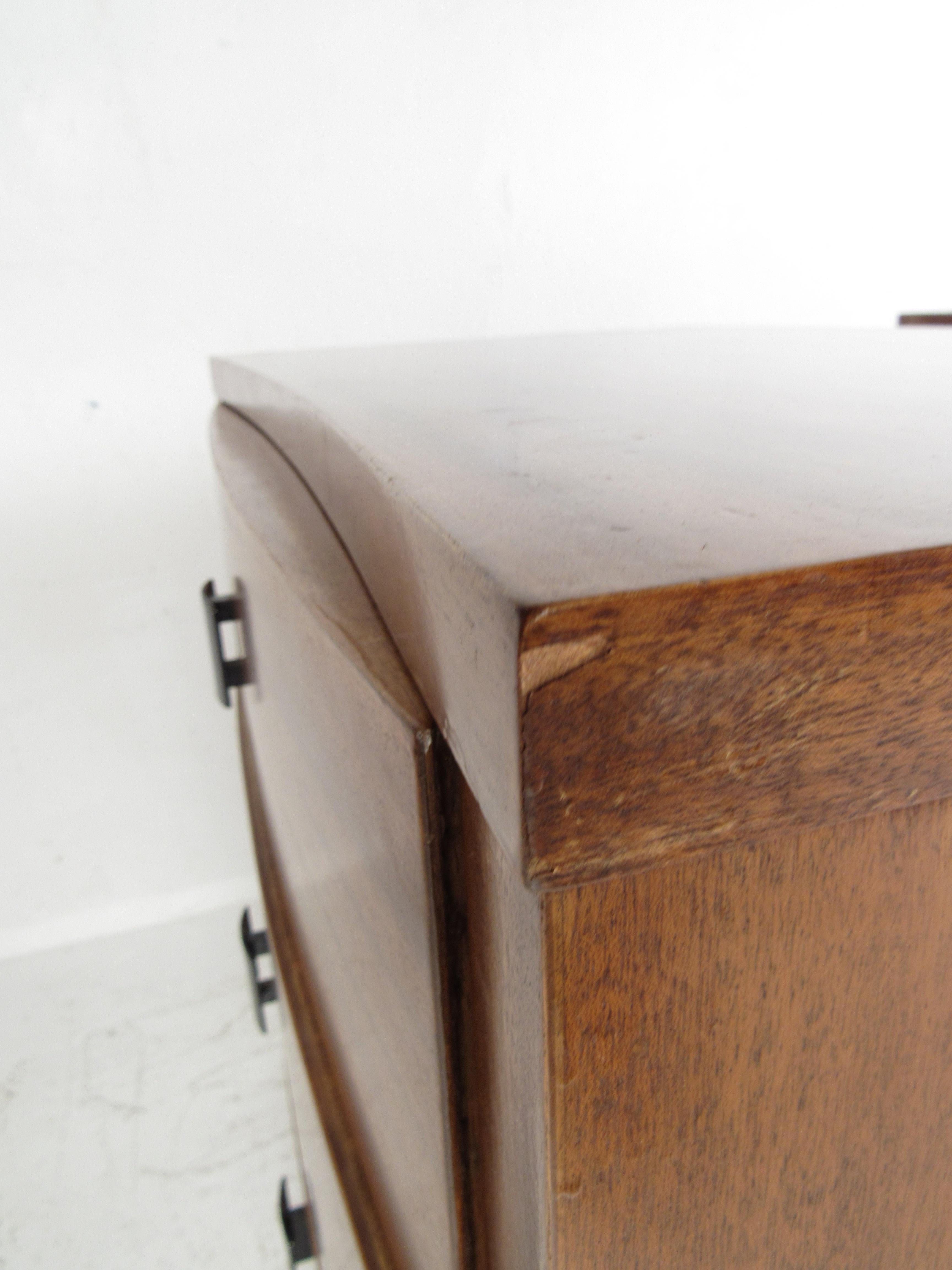 Pair of Mid-Century Modern Curved Front Chests 5