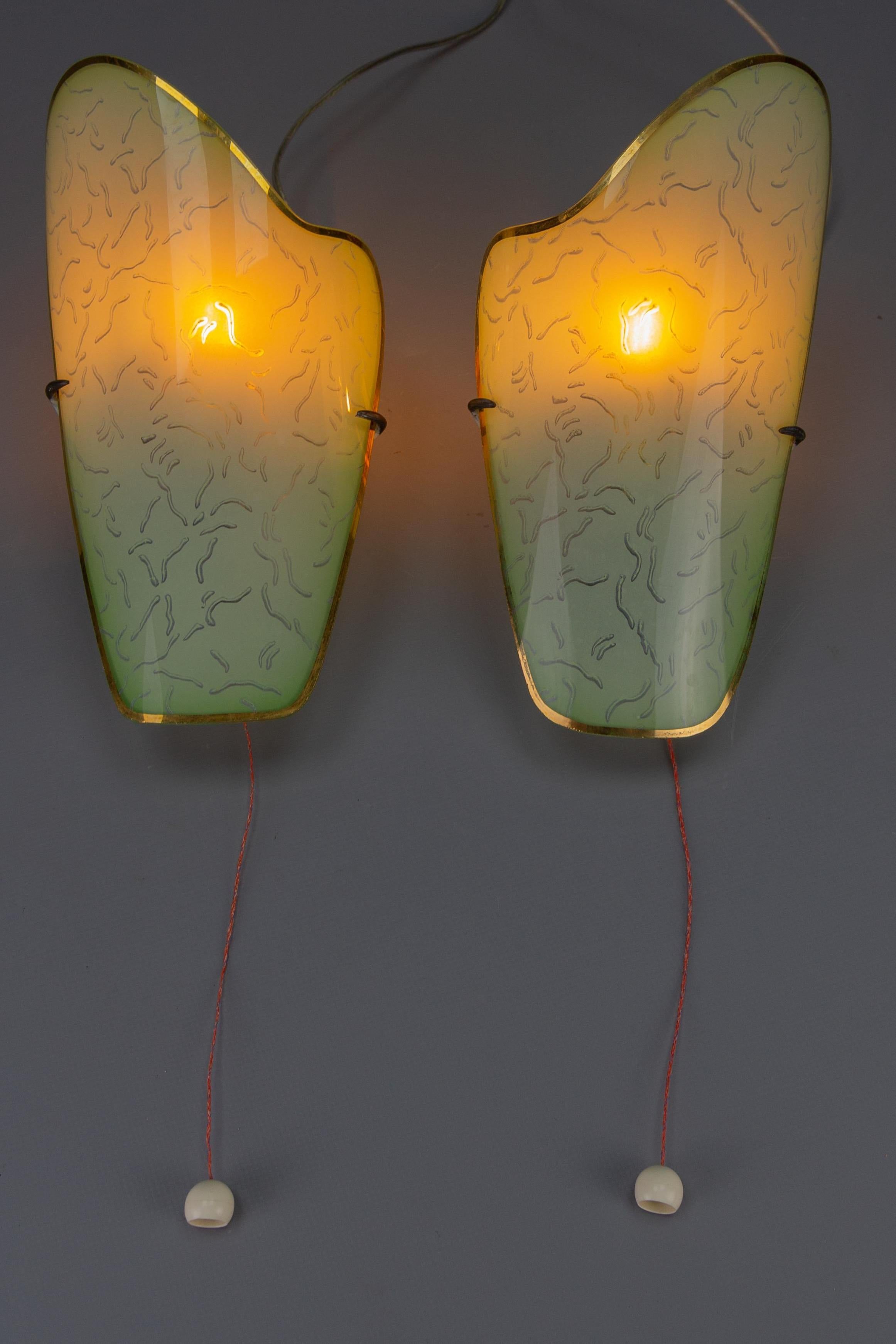 Mid-20th Century Pair of Mid-Century Modern Curved Green Glass Sconces, Germany, 1950s For Sale