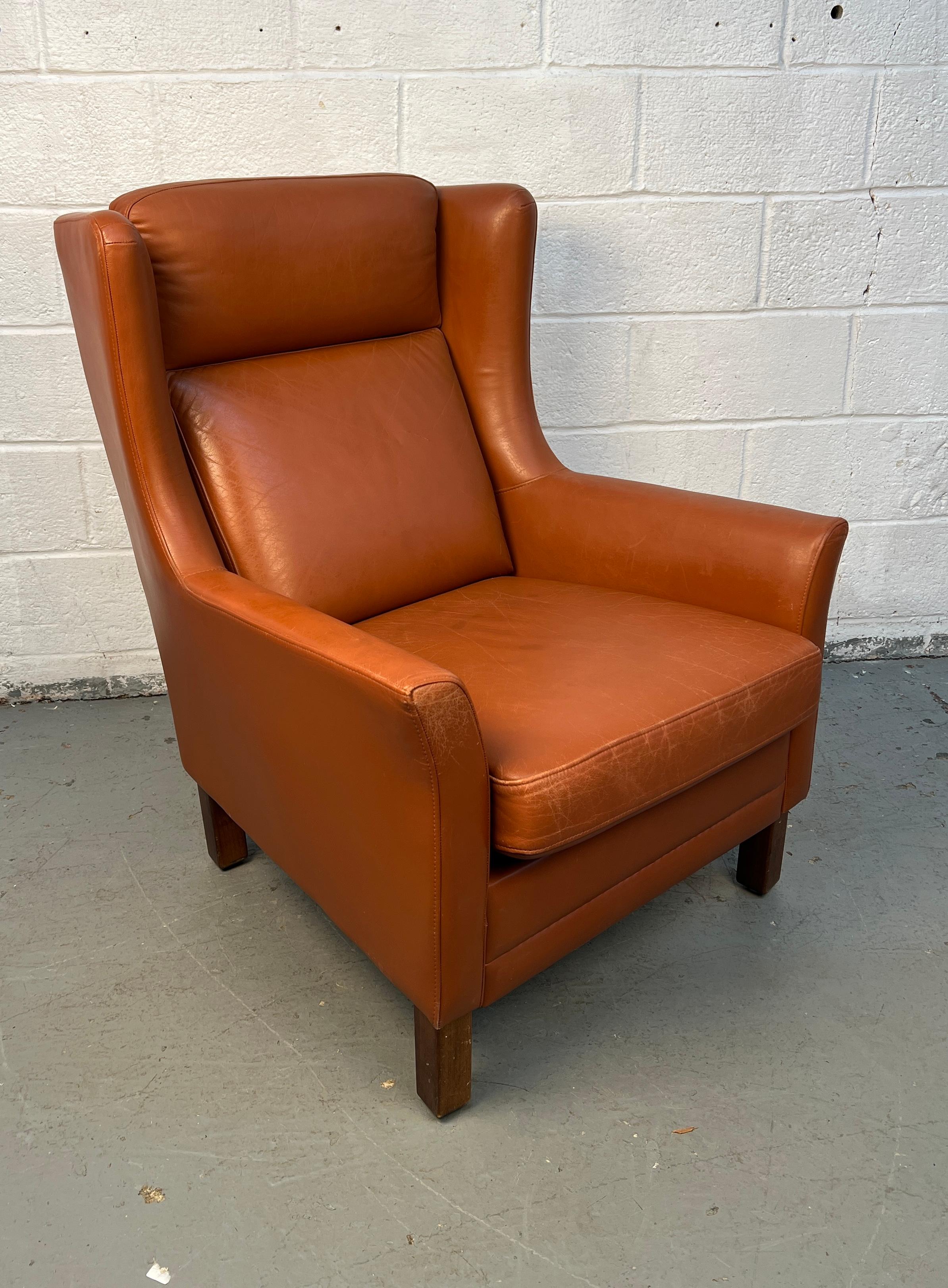 Coppia di sedie in pelle danese della metà del secolo scorso di Wiels Møbler in vendita 2