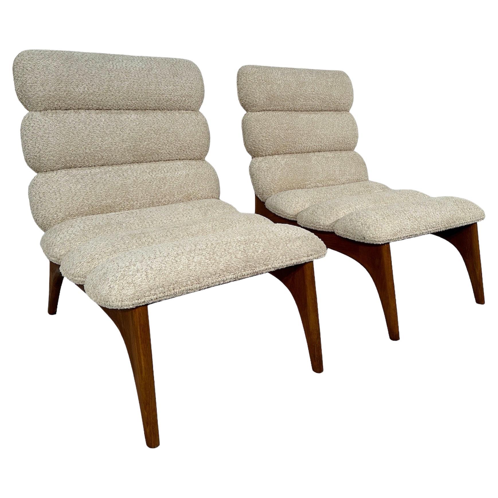 Paire de chaises longues danoises modernes du milieu du siècle dernier en tissu bouclé des années 1980