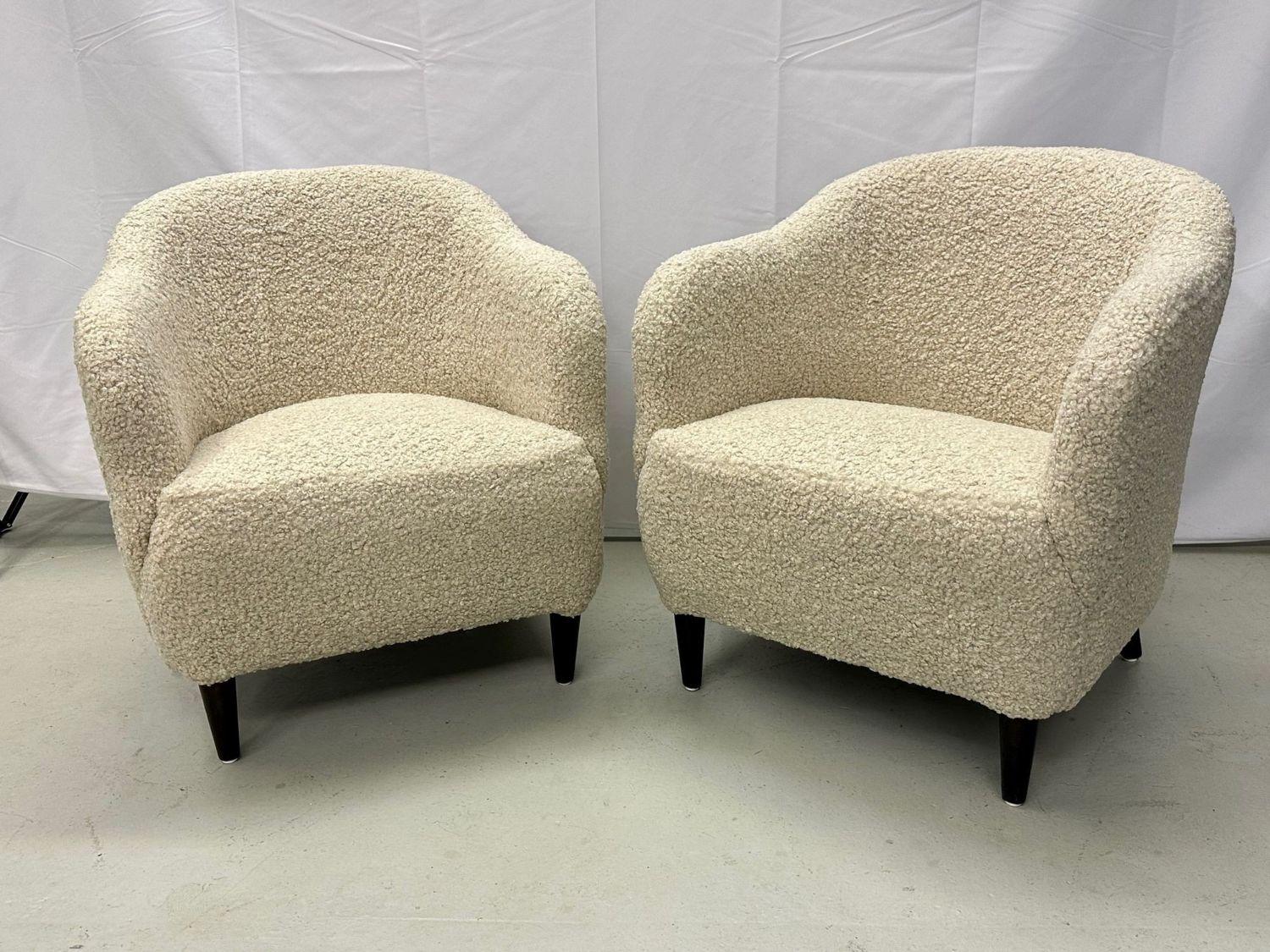 Pair of Mid-Century Modern Danish Lounge / Club / Barrel Chairs, Boucle, 1950s In Good Condition In Stamford, CT