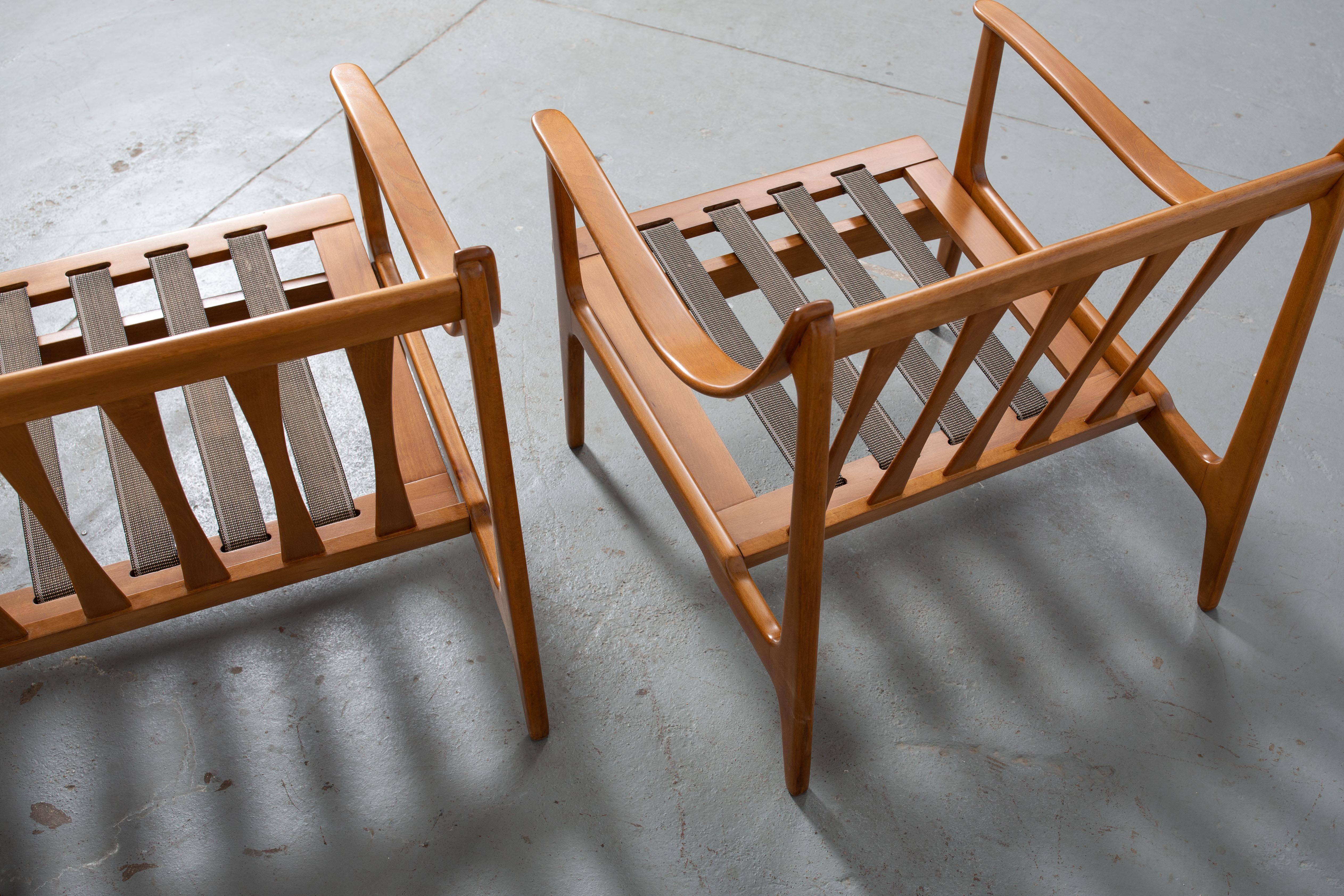 Pair of Mid-Century Modern Danish Lounge Chairs 2