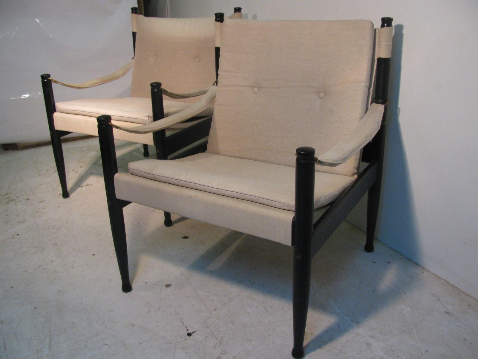 Pair of Mid-Century Modern Danish Safari Campaign Lounge Chairs by Erik Worts For Sale 1