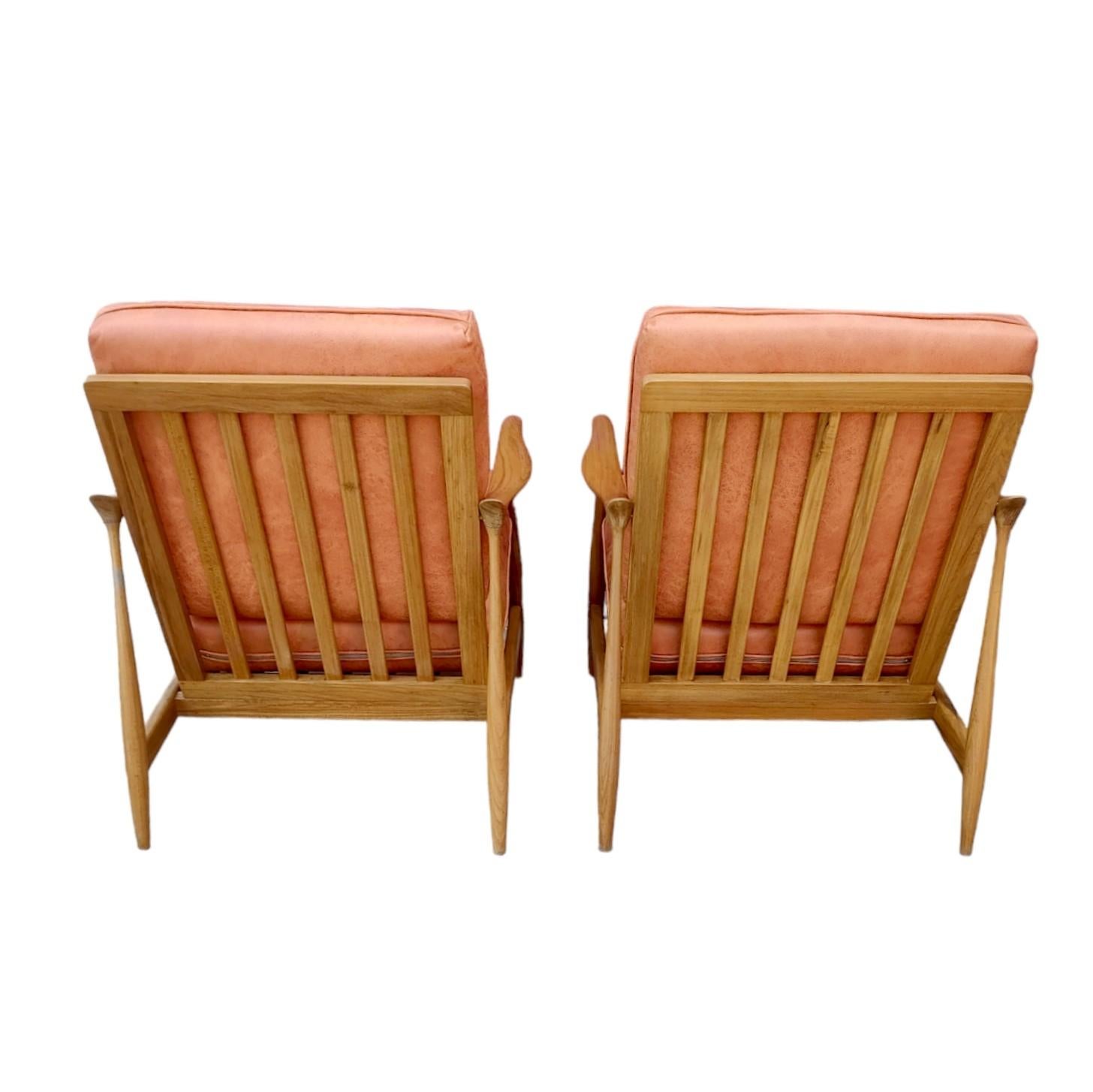 Pair of Mid-Century Modern Danish Style Arm Chairs 3