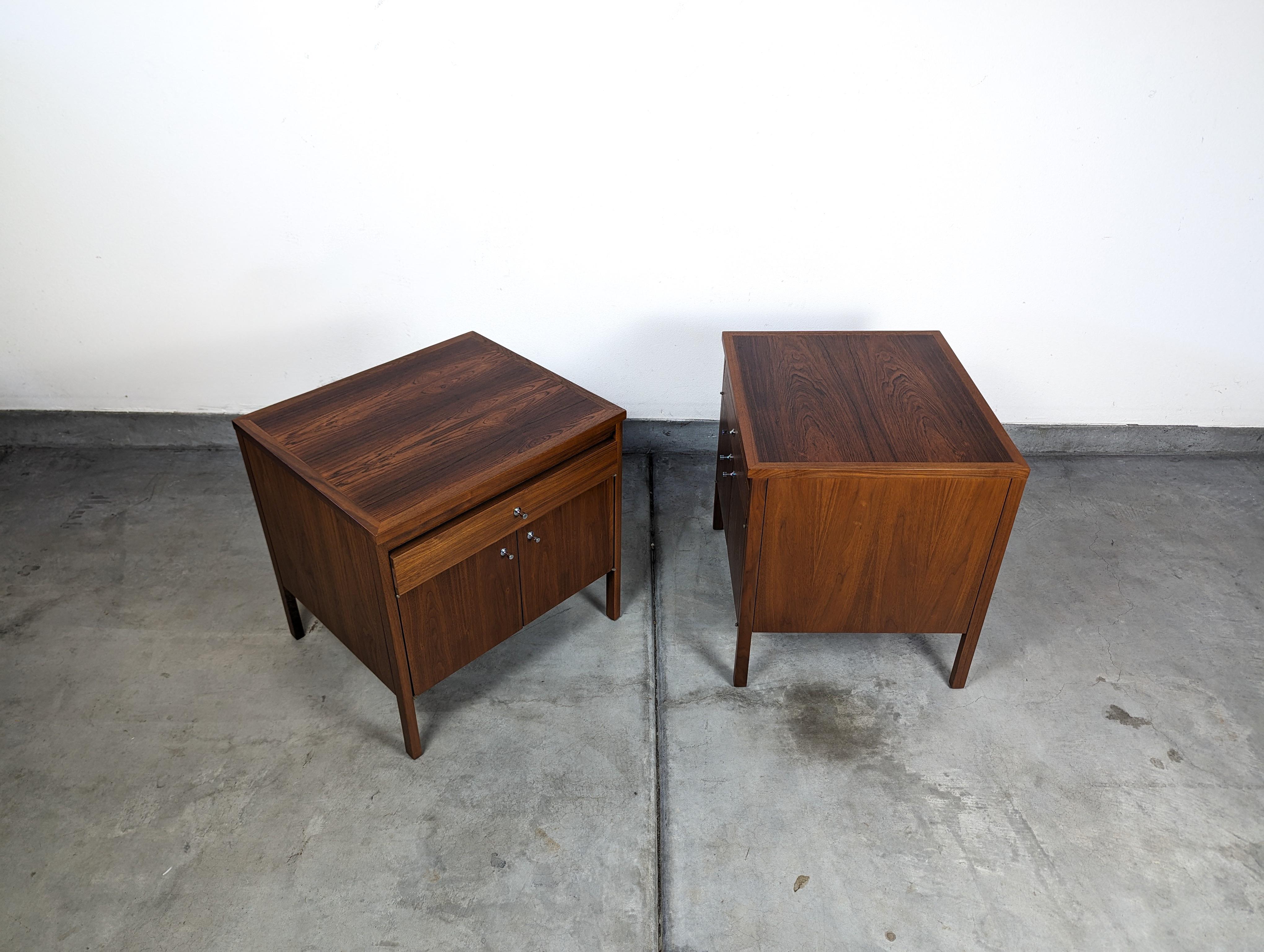 Pair of Mid Century Modern Delineator Nightstands by Paul McCobb for Lane, c1960 For Sale 4