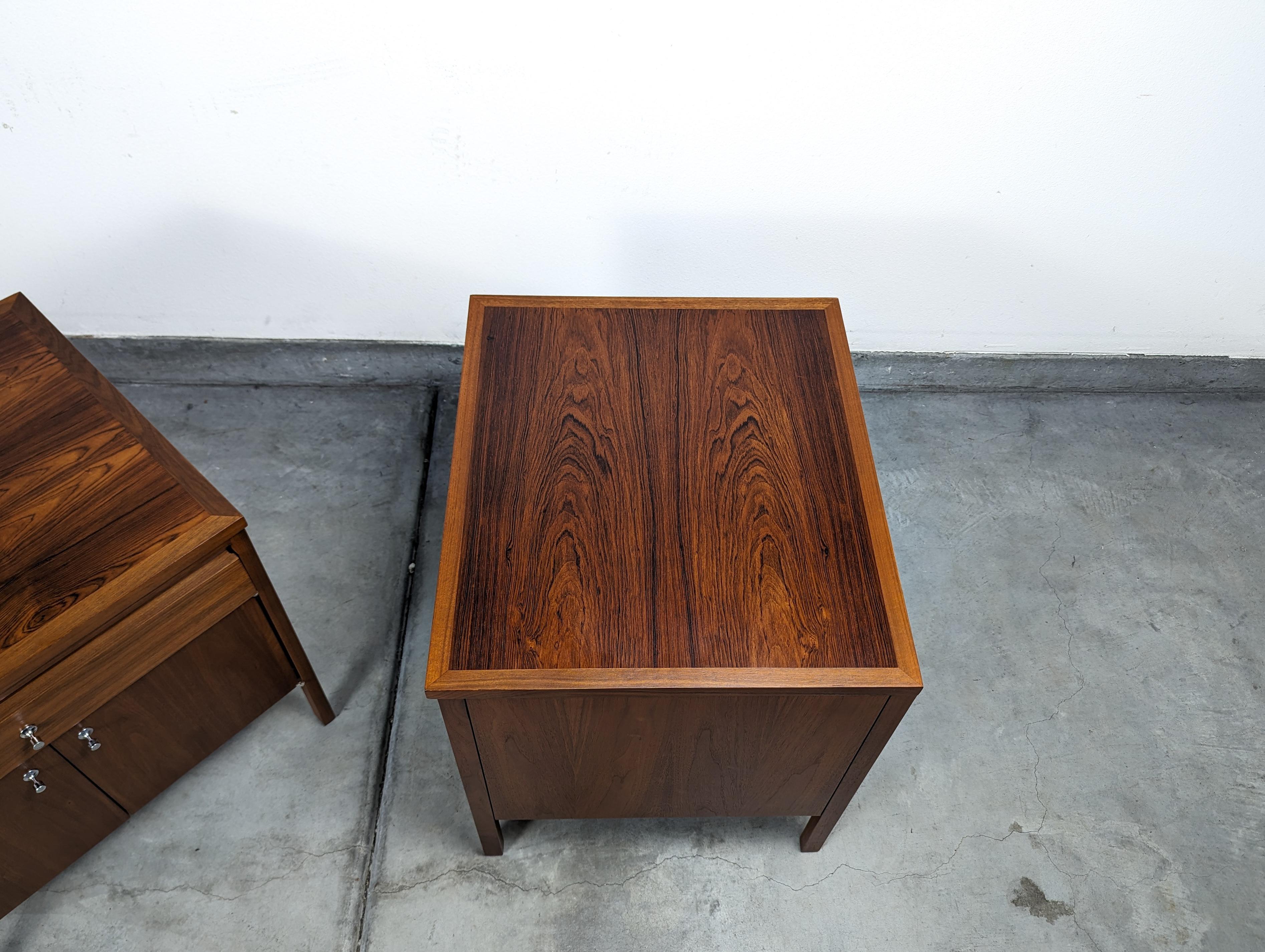 Pair of Mid Century Modern Delineator Nightstands by Paul McCobb for Lane, c1960 For Sale 5