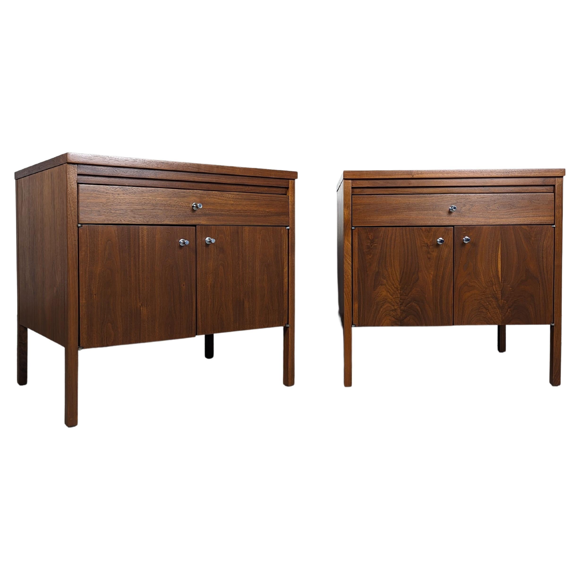 Pair of Mid Century Modern Delineator Nightstands by Paul McCobb for Lane, c1960 For Sale