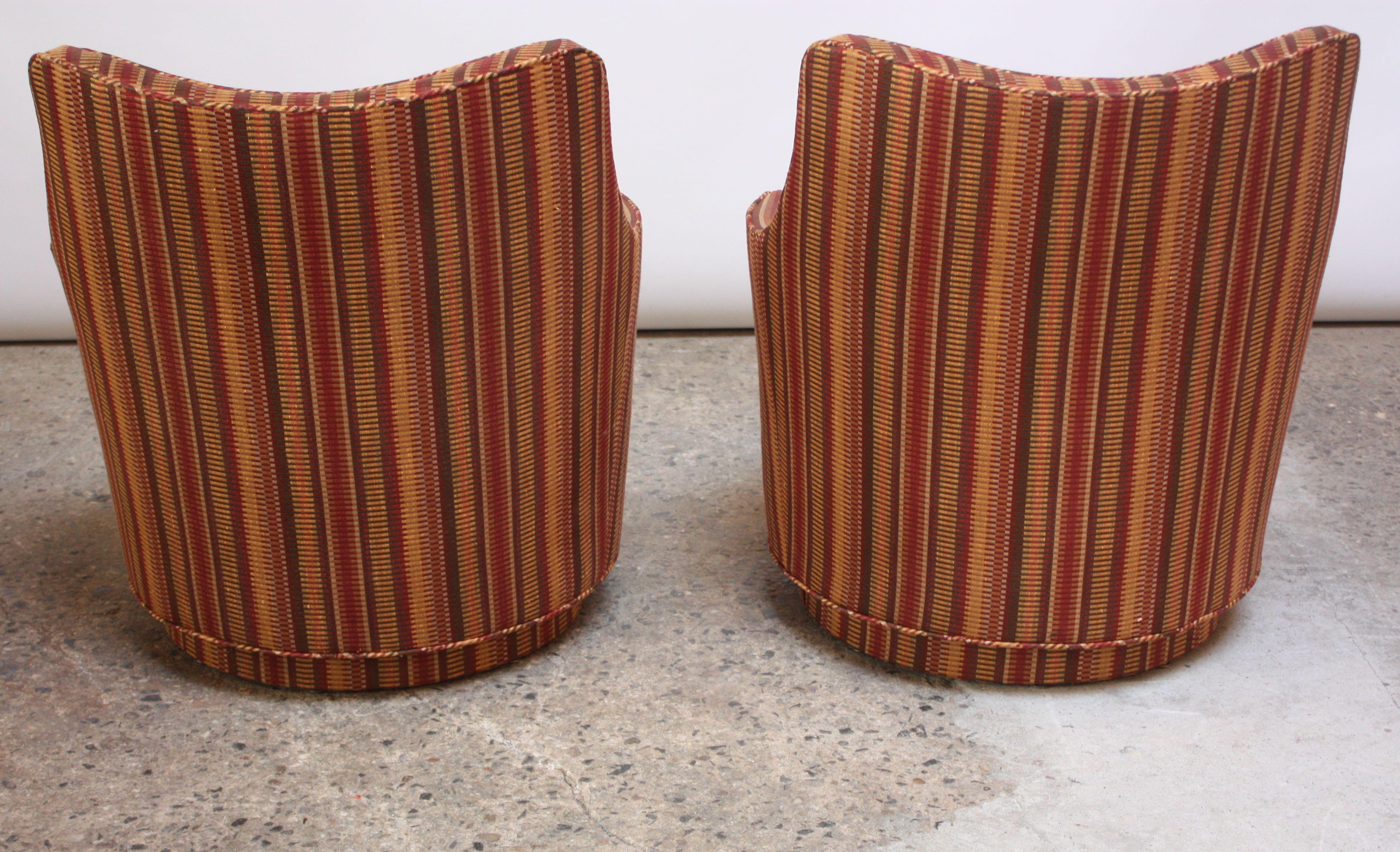 Pair of Mid-Century Modern Diminutive Swivel Chairs 1