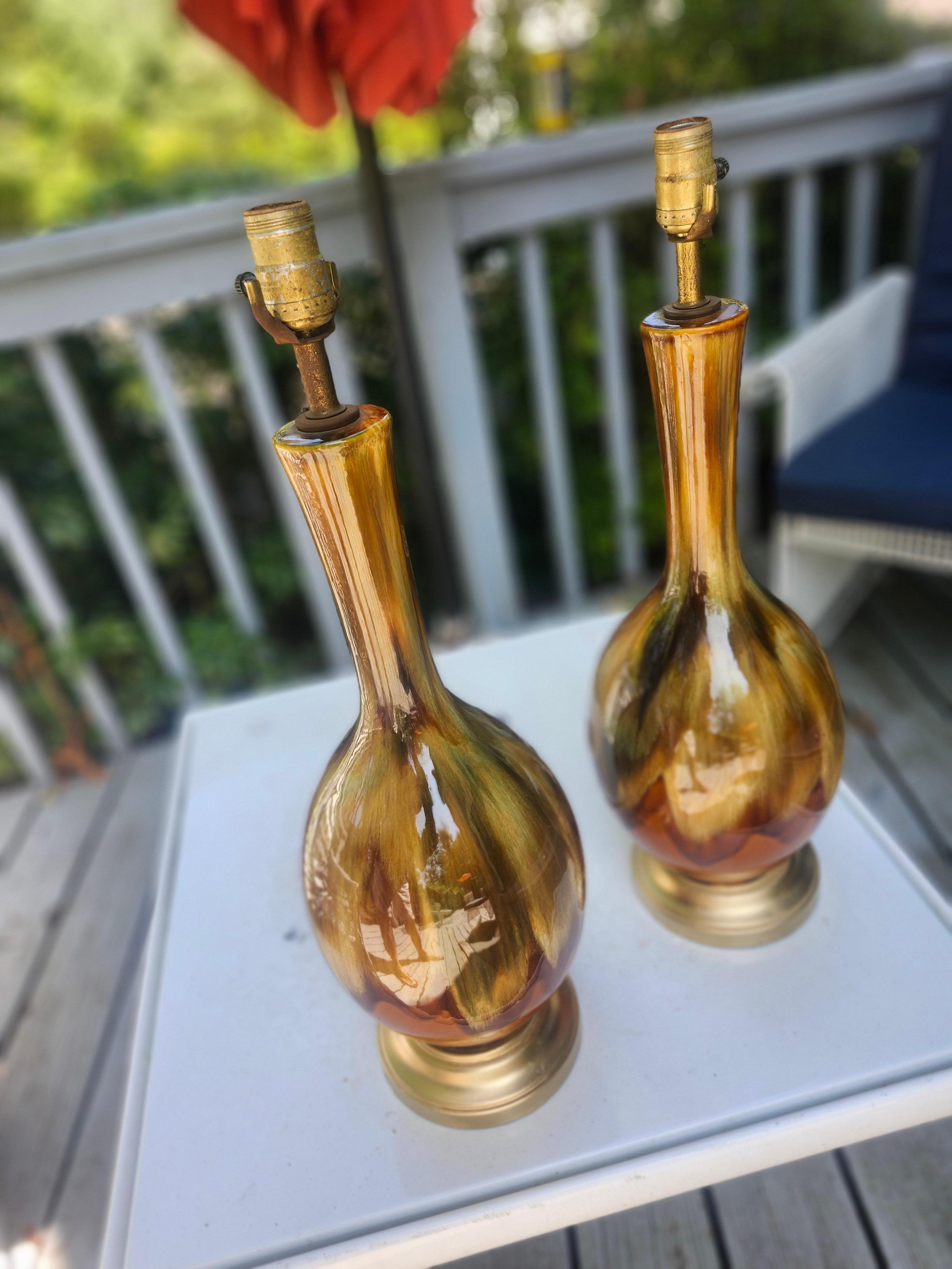 Pair of Mid Century Modern Drip Glaze Table Lamps w Greens & Yellowish Browns In Good Condition For Sale In Port Jervis, NY