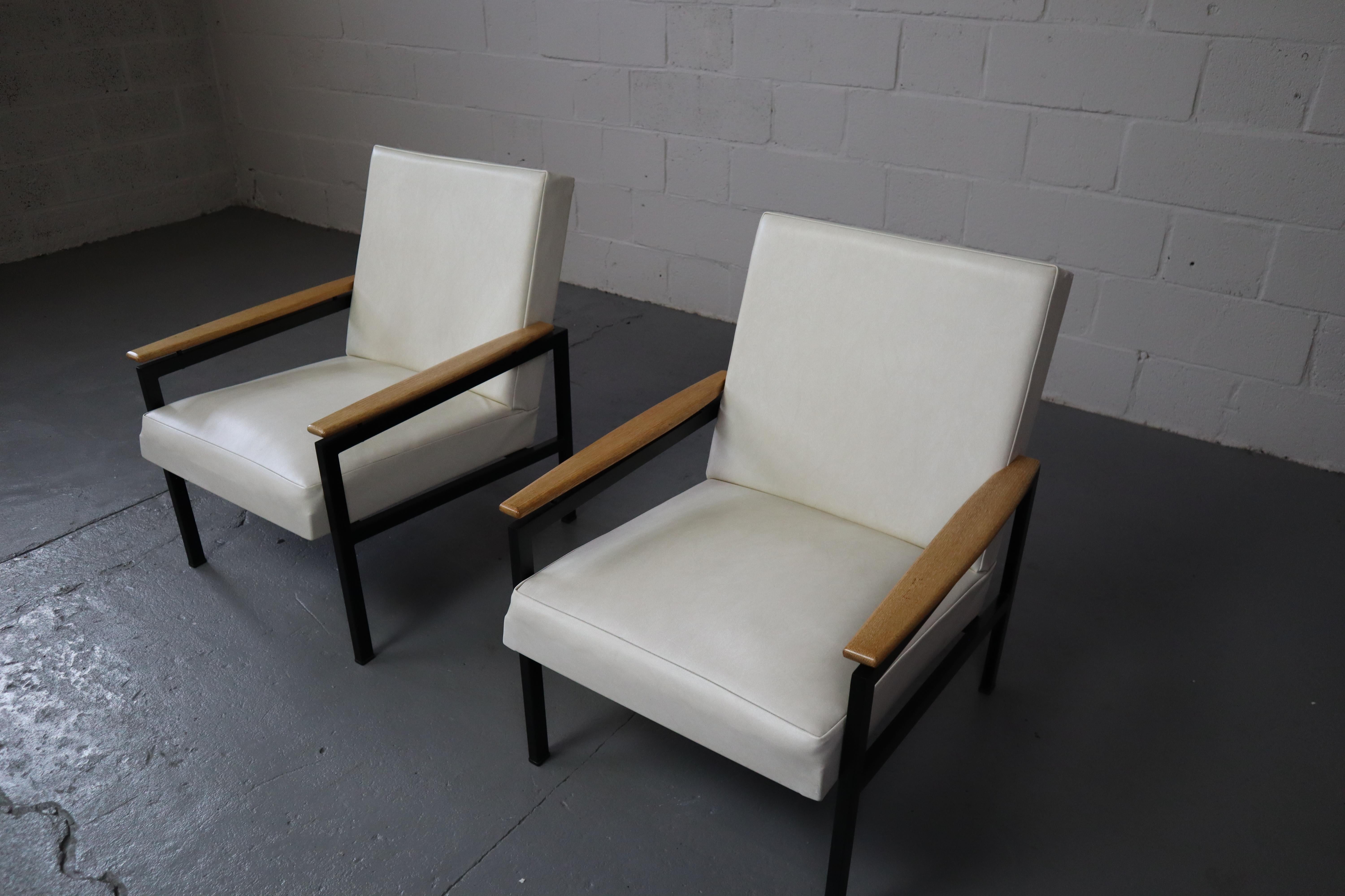 Pair of  Mid century modern easy armchairs, 1960's For Sale 12