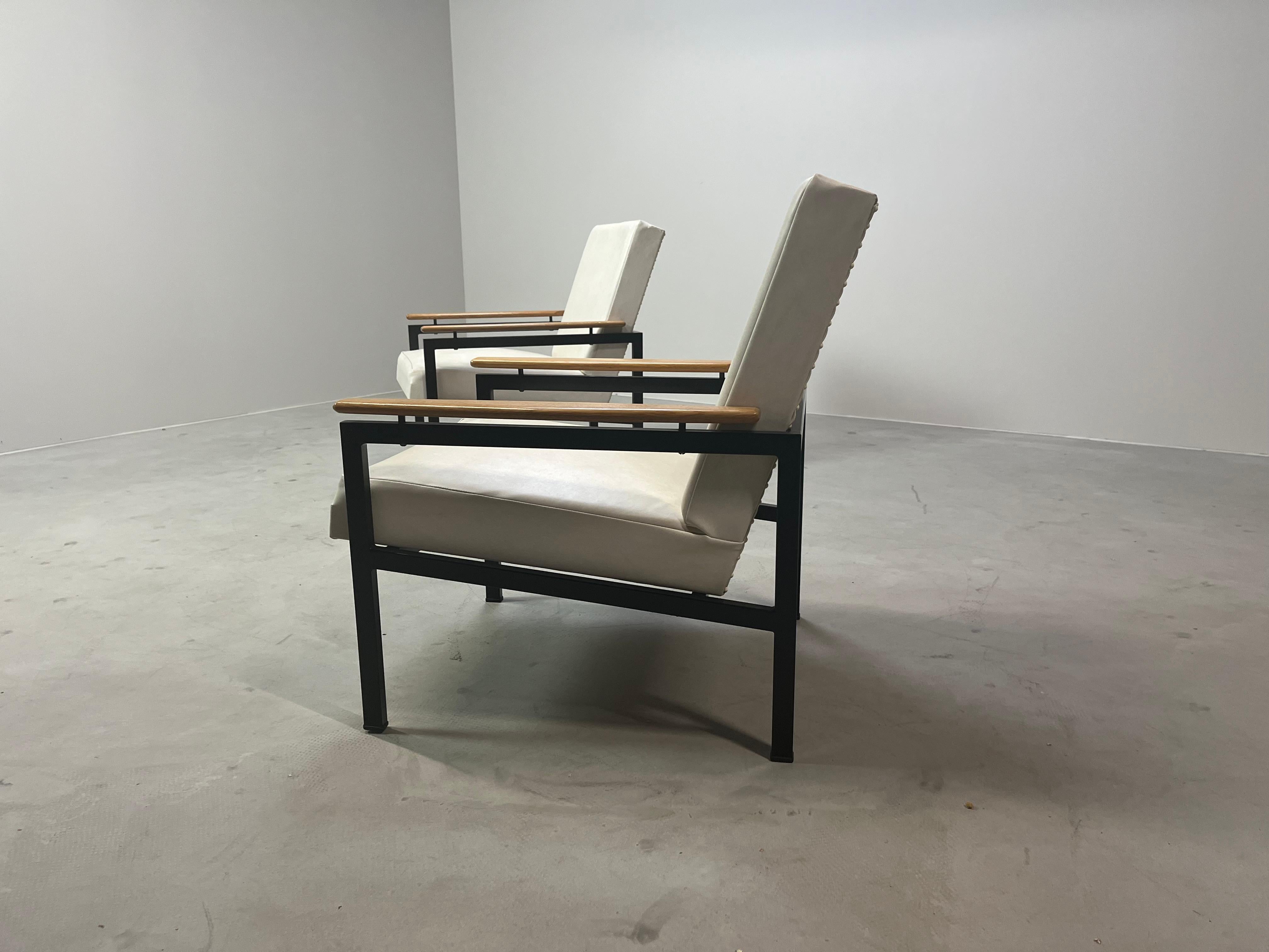 Mid-Century moderno Coppia di  Poltrone moderne di metà secolo, anni '60 in vendita