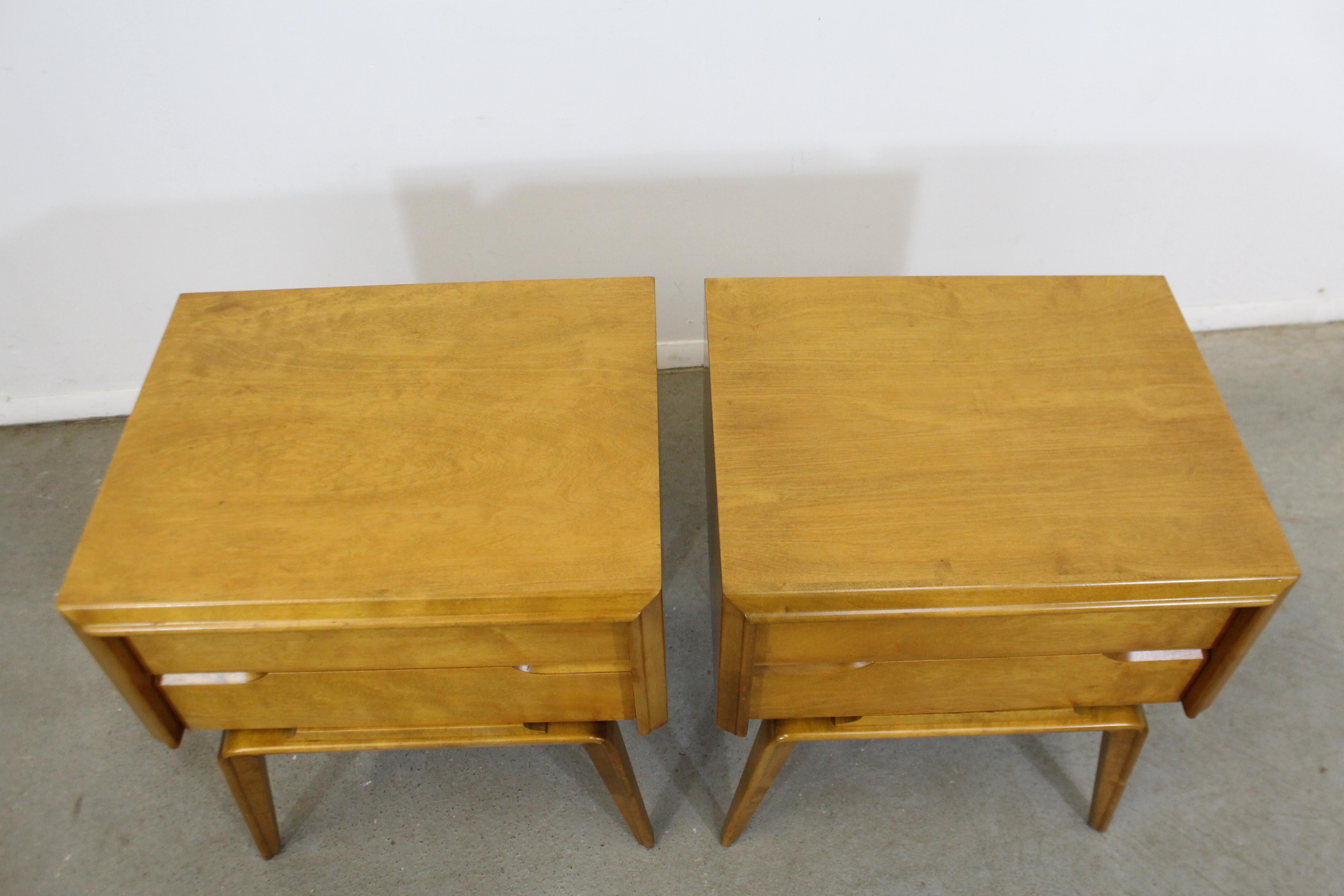 Pair of Mid-Century Modern Edmond J. Spence Sculpted Birch Nightstands 1