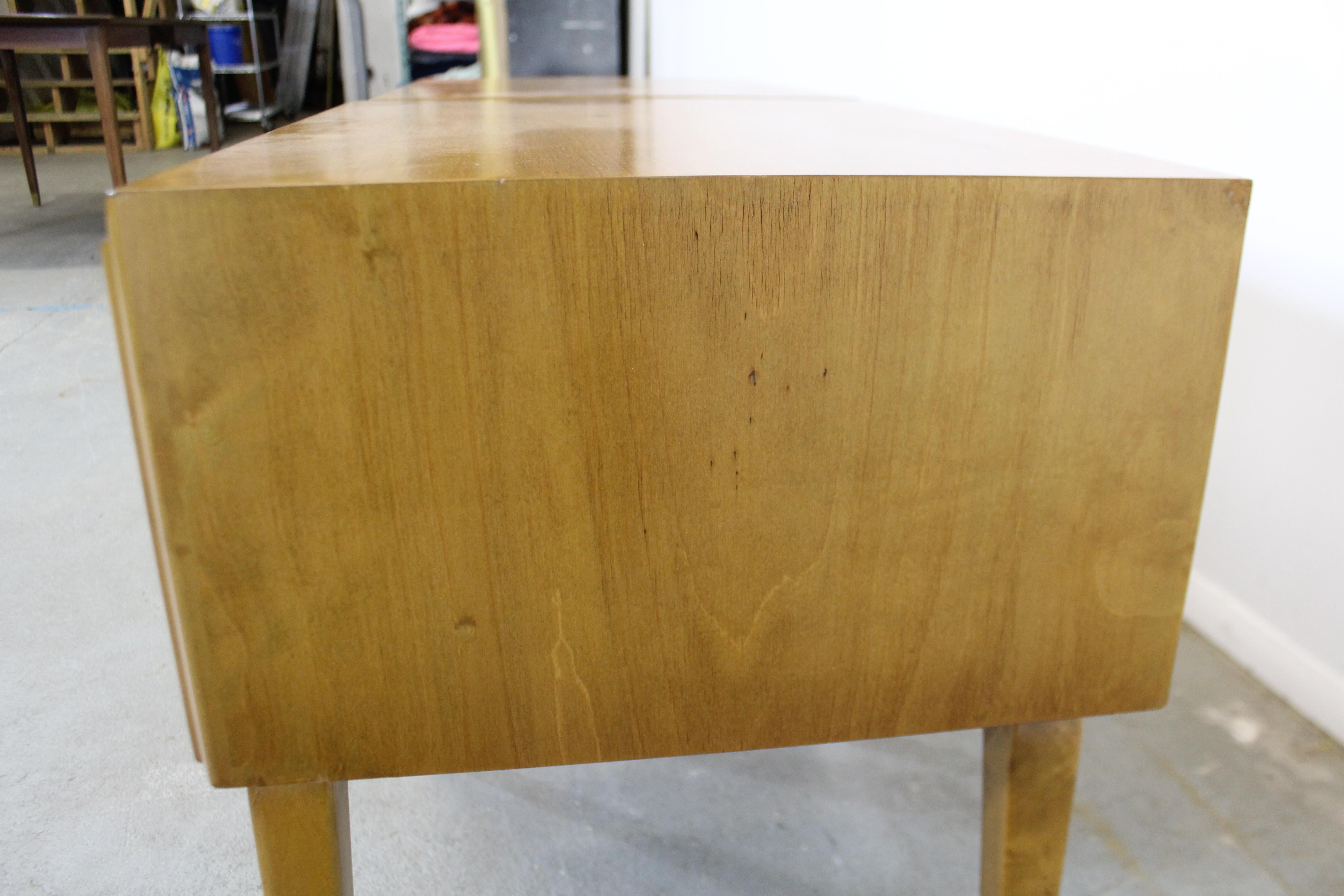 Pair of Mid-Century Modern Edmond J. Spence Sculpted Birch Nightstands 3