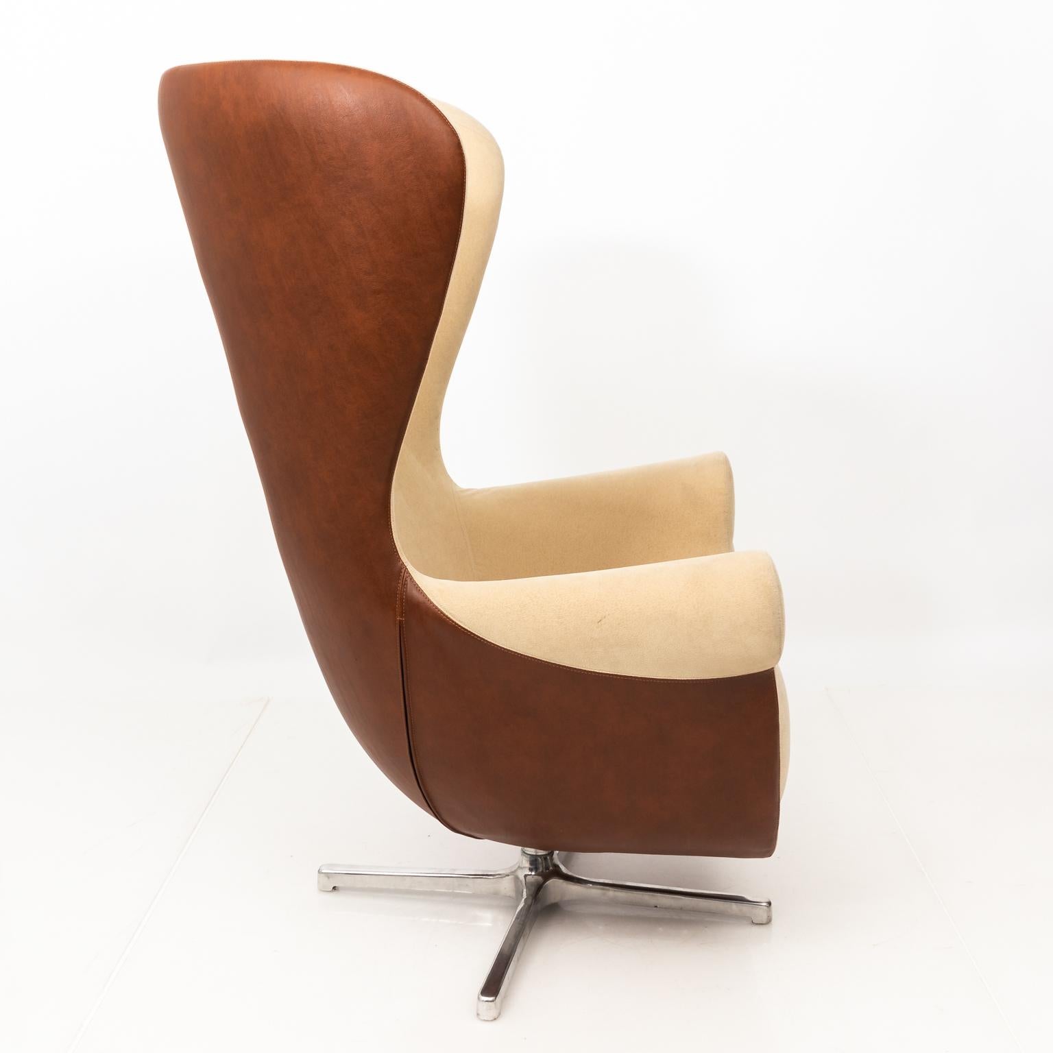 Pair of Mid-Century Modern 