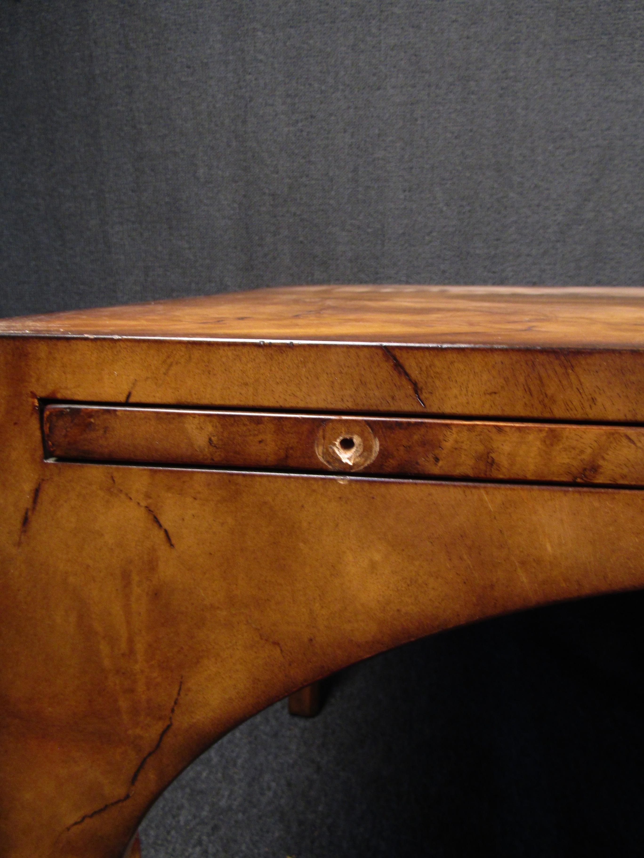 Américain Paire de tables d'appoint mi-siècle modernes par Baker Furniture Co. en vente
