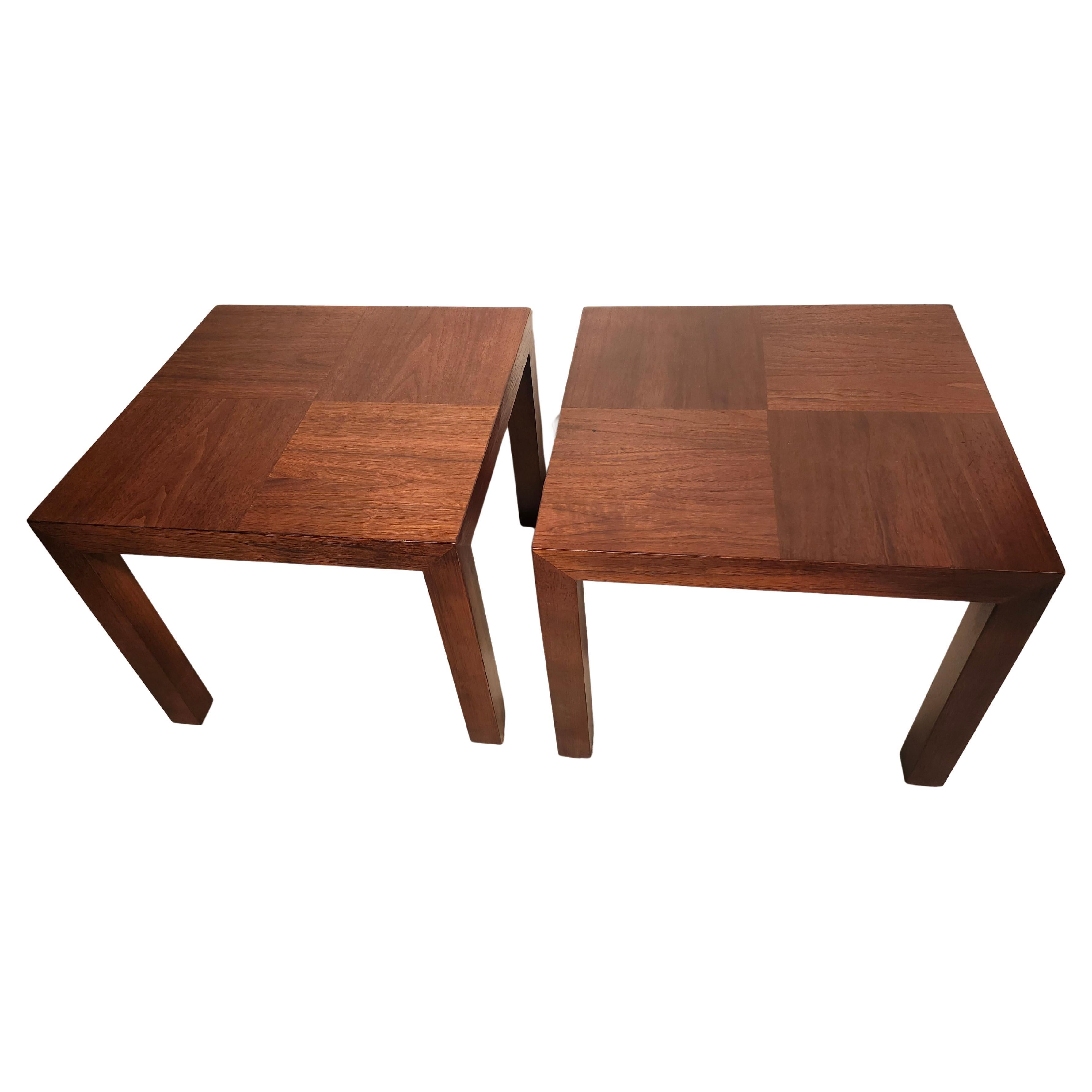 Pair of Mid Century Modern End Tables by Lane Altavista Parsons Style C1970 en vente